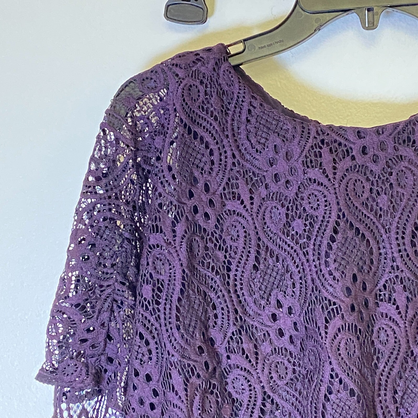 Danny &Nicole Short Sleeve Lay Over See Through Fit Dress Size 6 Women's color