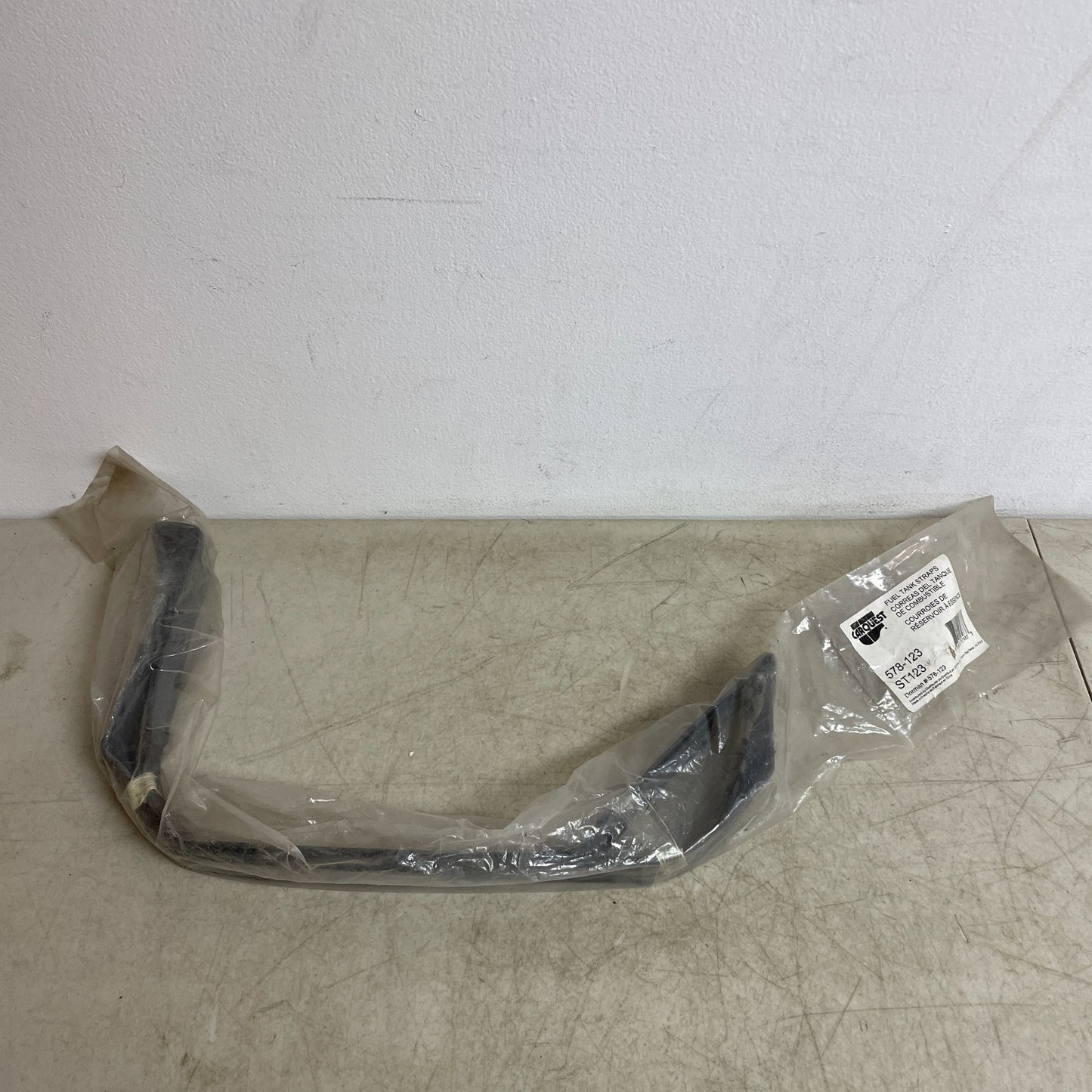 Carquest 578-123 Fuel Tank Strap Fits 1988–2000 Chevy GMC C/K Pickup Truck