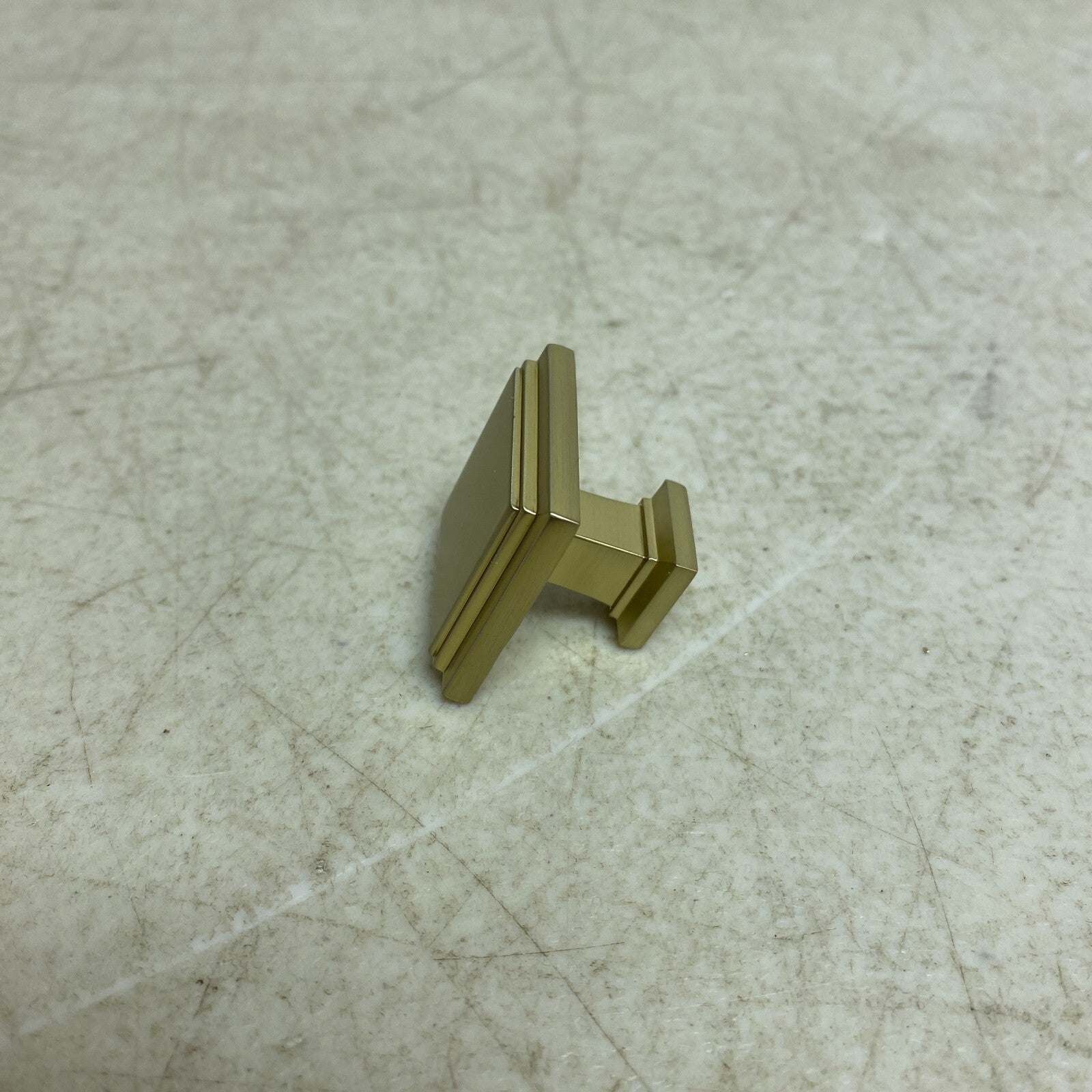 Signature Hardware 1-1/4" Rubeus Cabinet Knob - Golden Champagne