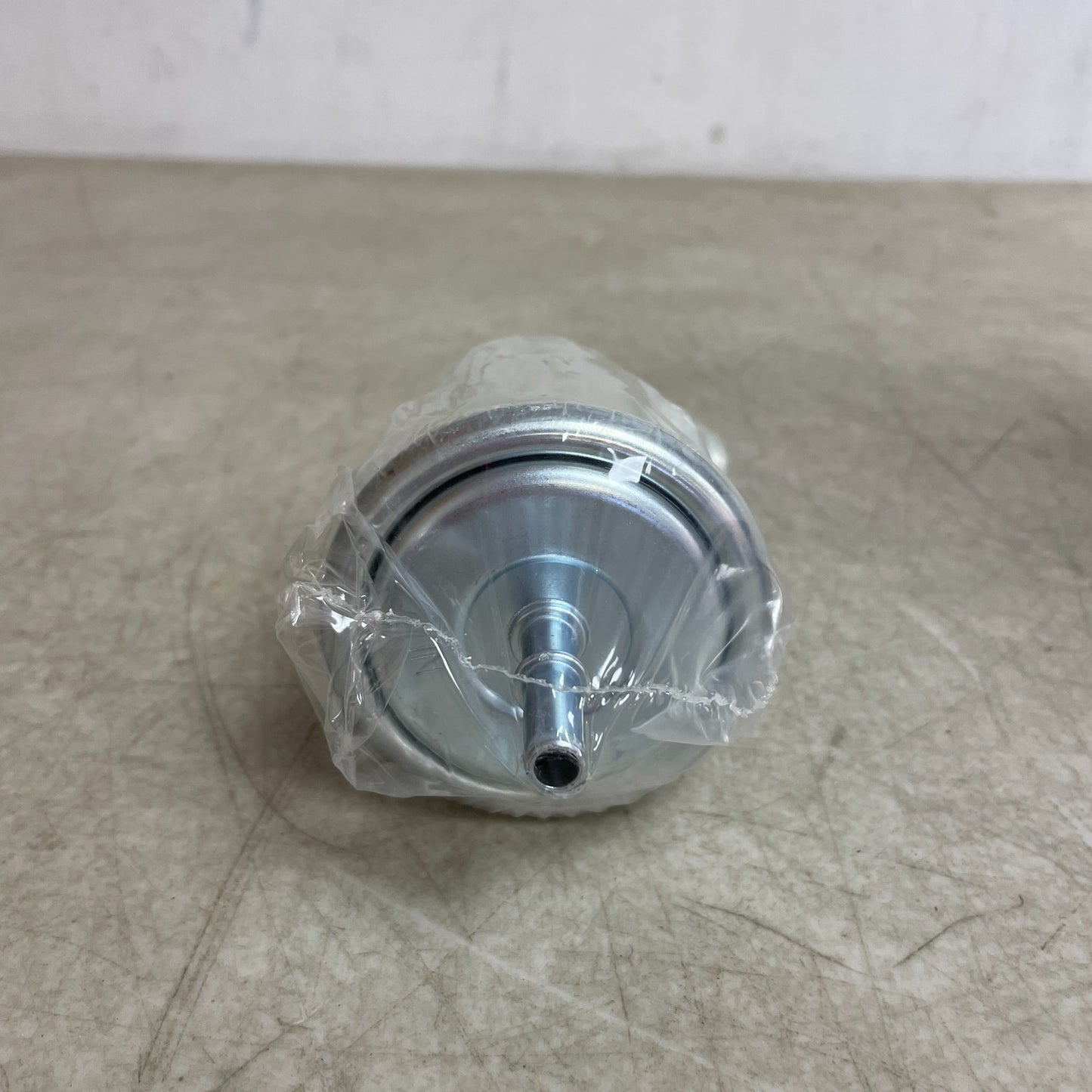 Carquest 86631 Metal Fuel Filter 8mm In/Out WIX 33631 NAPA 3631