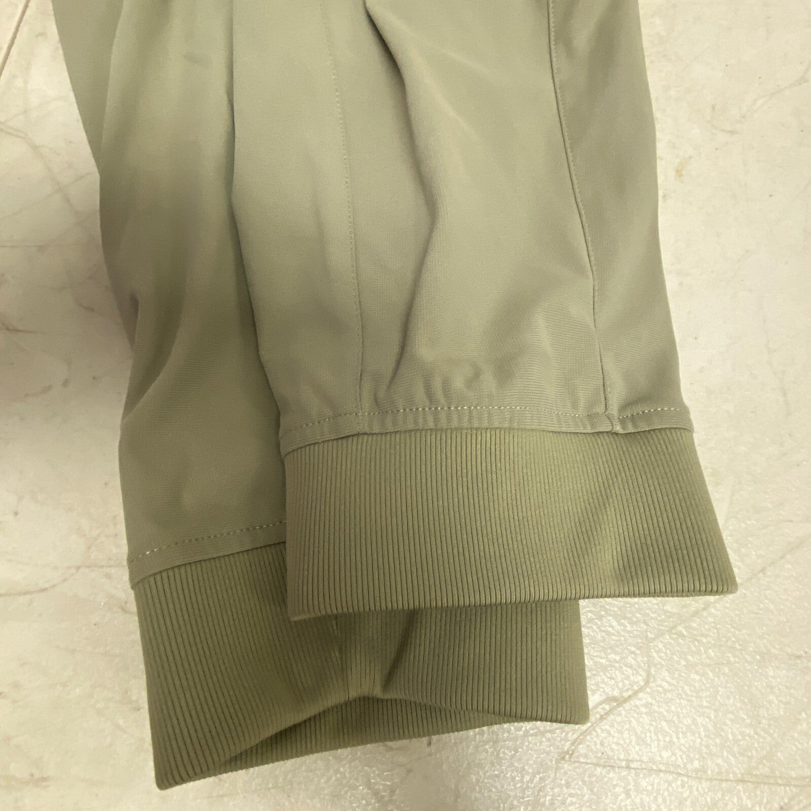 VRST Men's Limitless Trendy Cargo Slim Fit Jogger Earl Grey MAX200457 New