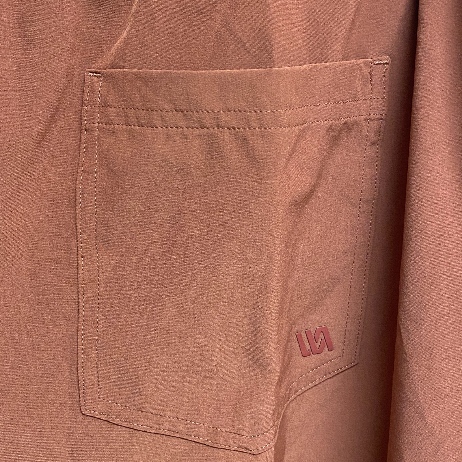 VRST Men's 7"  Relaxed Fit For Every Activity All In Short Brick Rust MAX232405