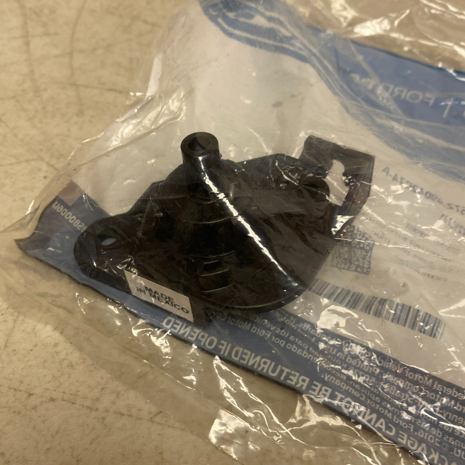 Ford Genuine Bracket Part HS7Z-99042C74-A , #557-1CP