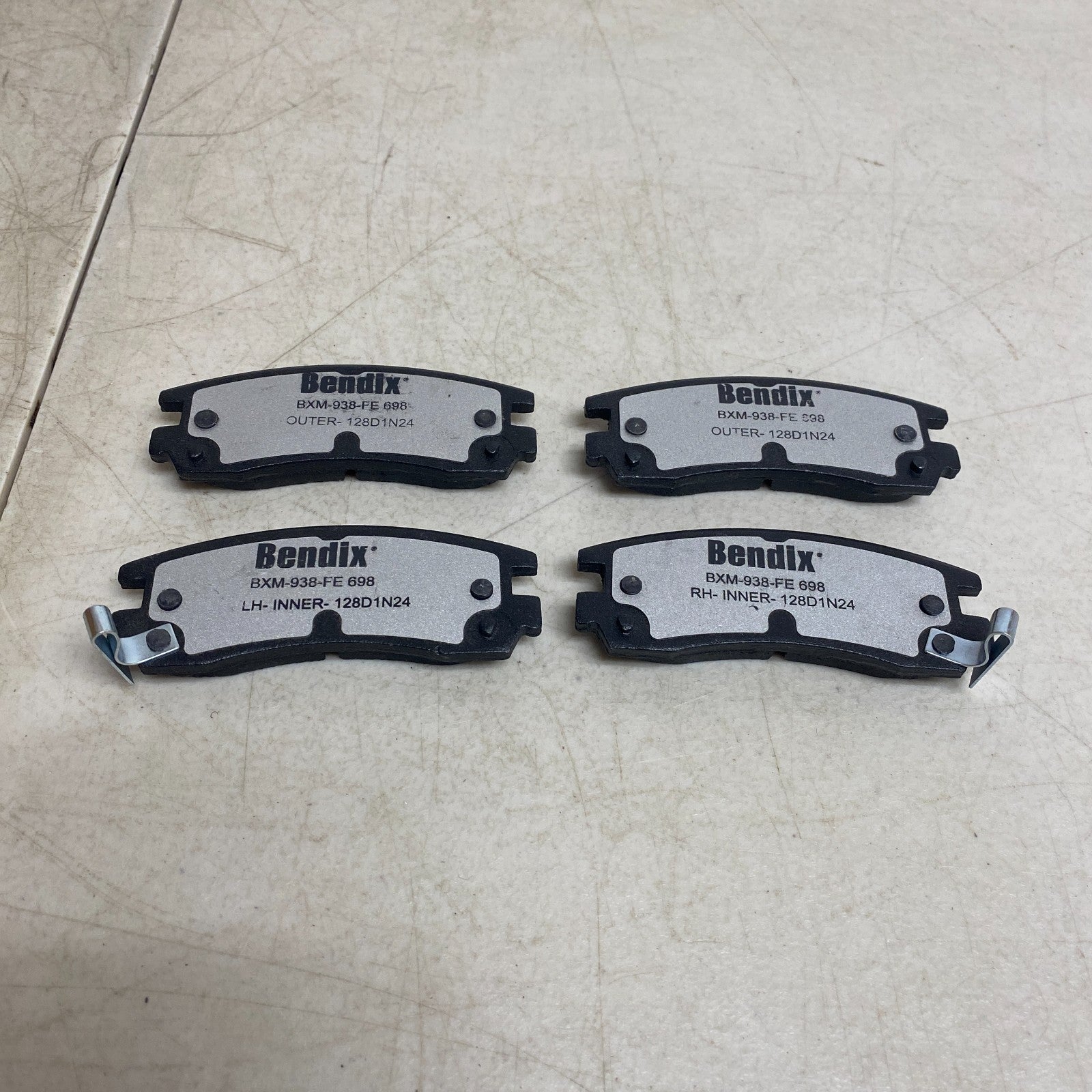 Bendix MKD698FM Fleet MetLok Semi-Metallic Rear Brake Pads Heavy Duty