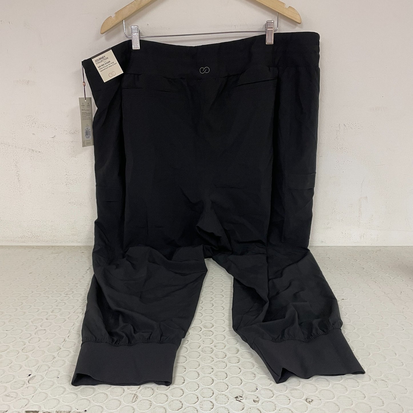 Calia Womenâs TrueLight Mid Rise Cargo Jogger Pants Pure Black WAX12189WP
