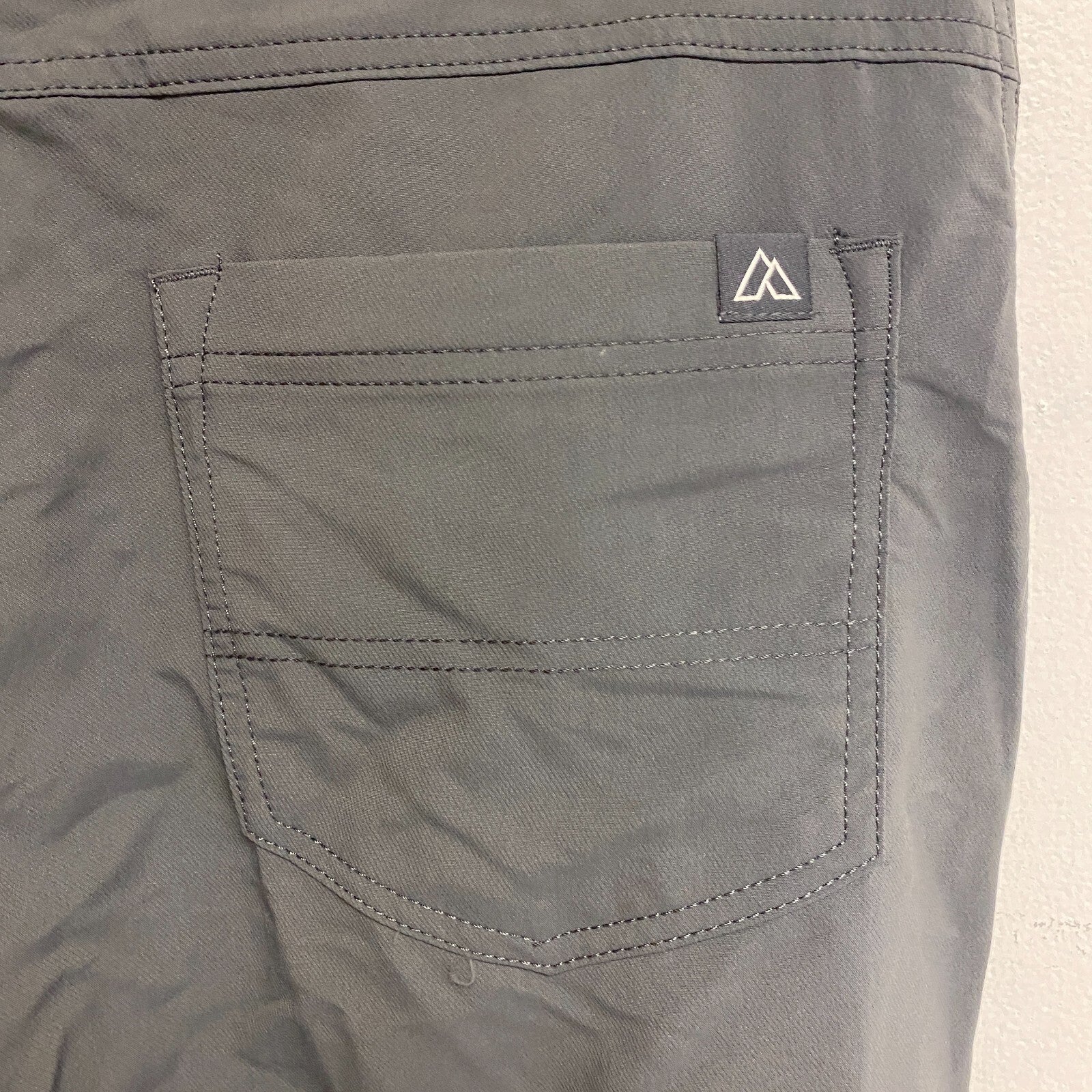 Alpine Design Men's M AD Trailhead Tech Modern Fit Pant 34x34 Asphalt ADM20900