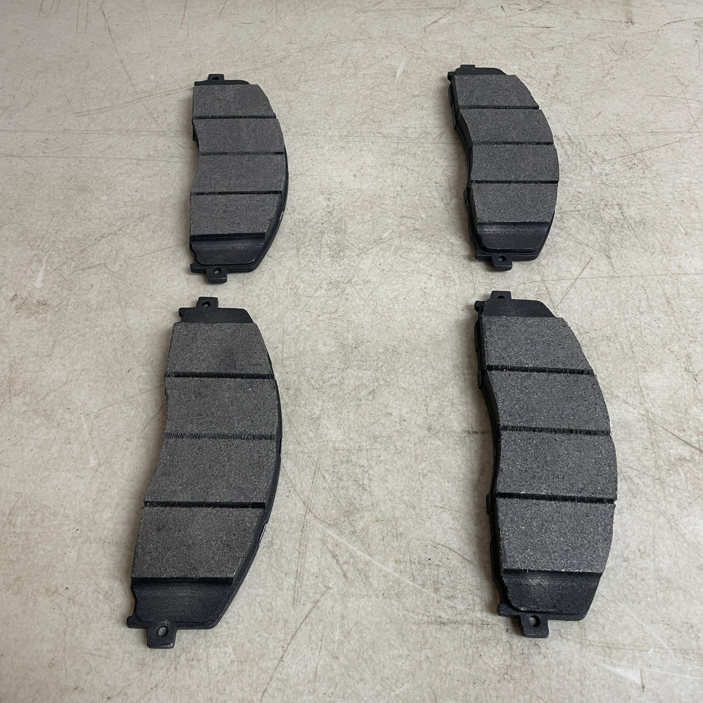 Bosch BSD1680 Front Severe Duty Semi-Metallic Brake Pads F250 F350 Super Duty