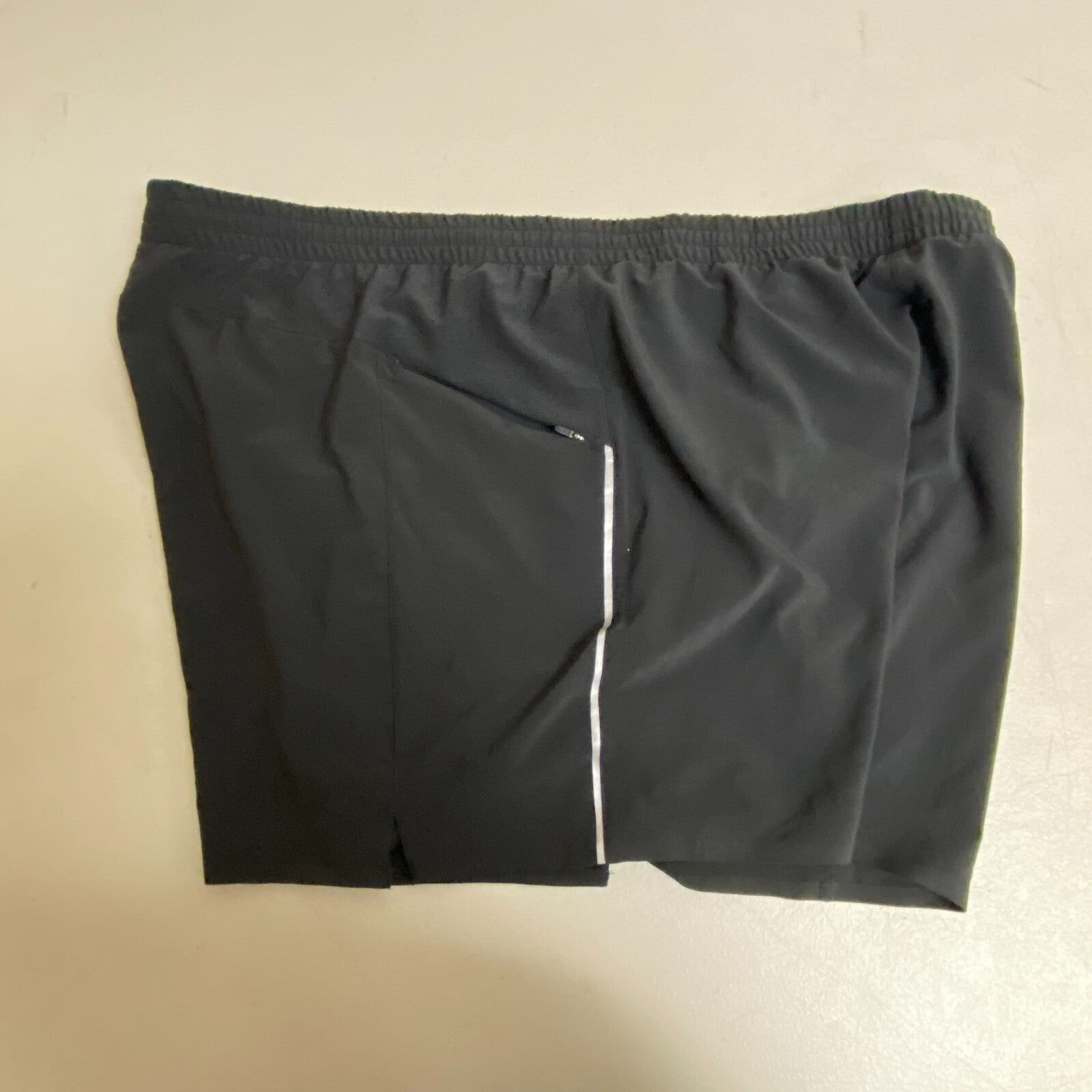 VRST Men's Accelerate 5" Short Pure Black MAX200439V BRAND NEW