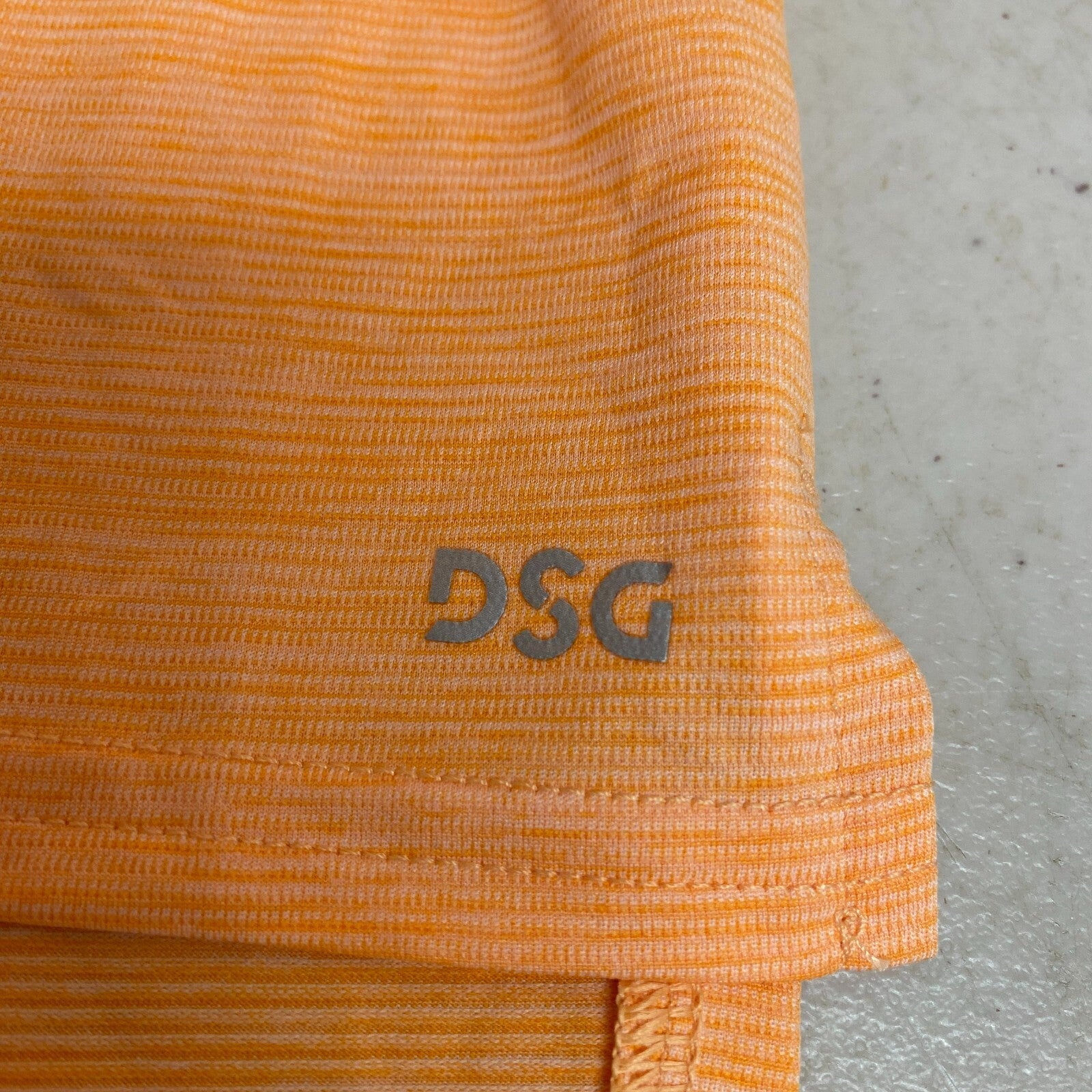 DSG Men's Movement Muscle Tank Top Cantaloupe / Pure White Sleeveless DAM12115