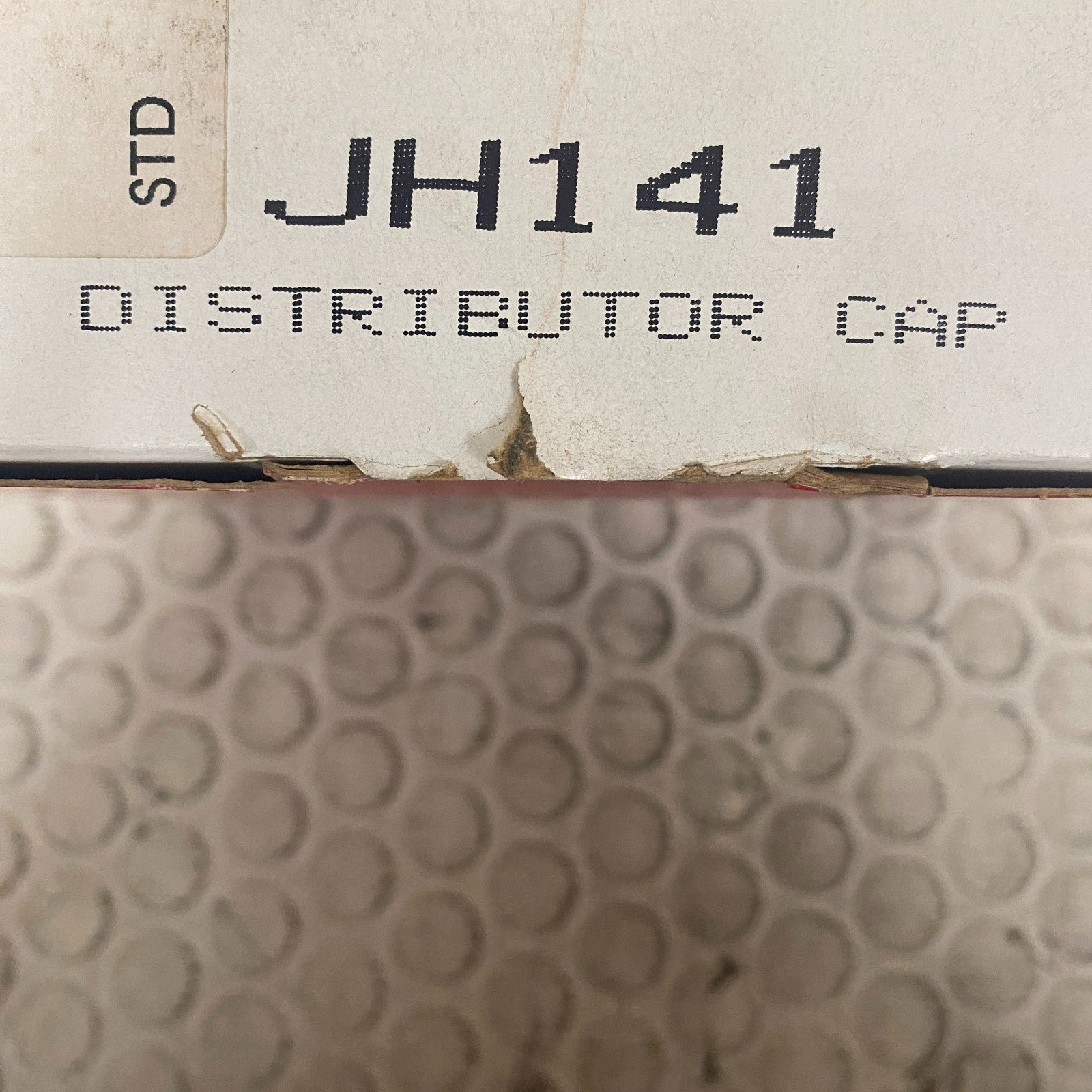 Standard Motor Products JH-141 Distributor Cap 1990-1995 Dodge Caravan