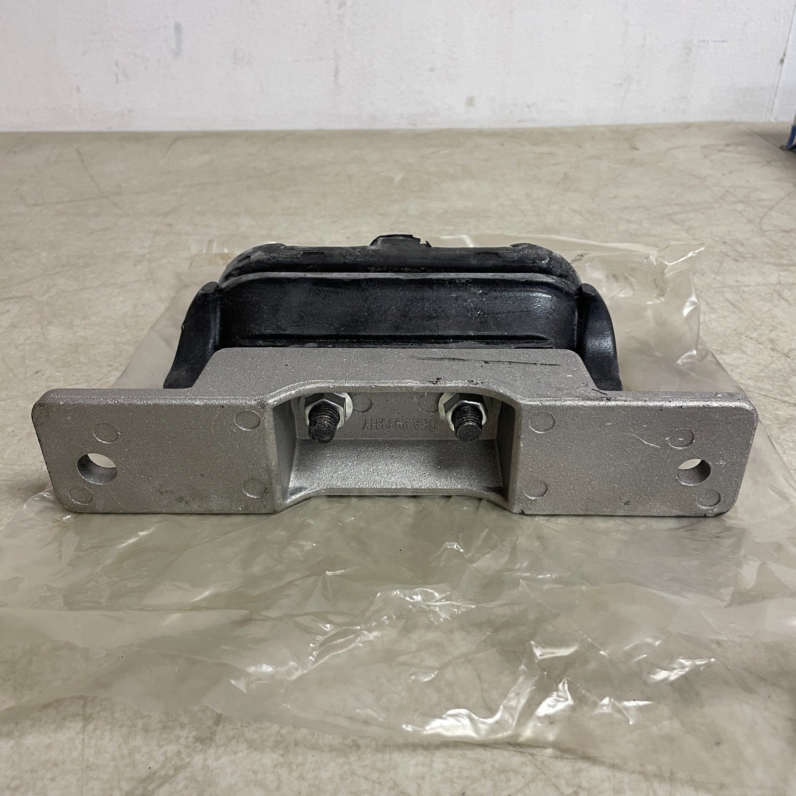 Anchor 2933 Front Right Engine Mount Chevy Malibu Alero Grand Am 97–05