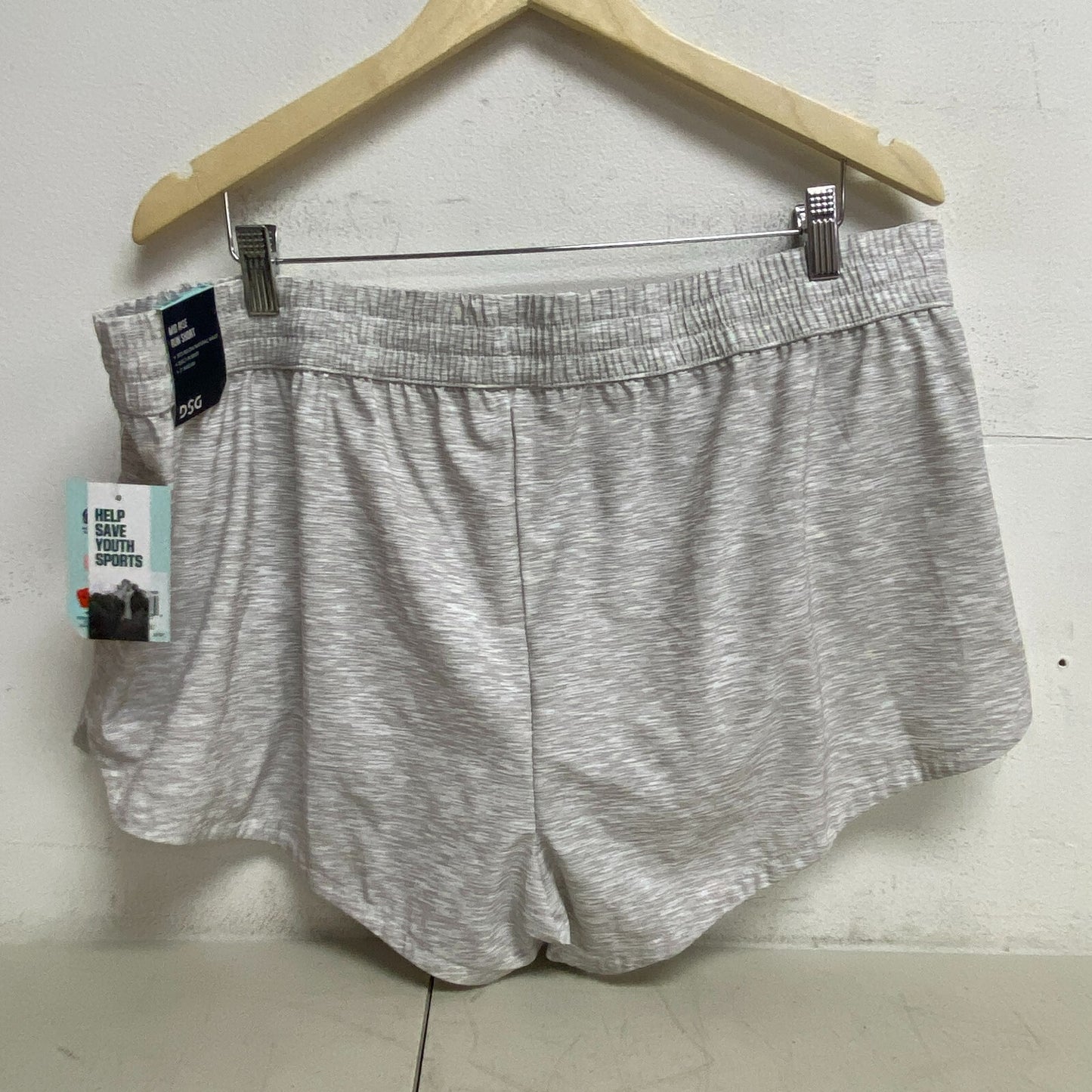 DSG Womens 3 in Performance Stride Short Pure White Heather DAW39320APRT