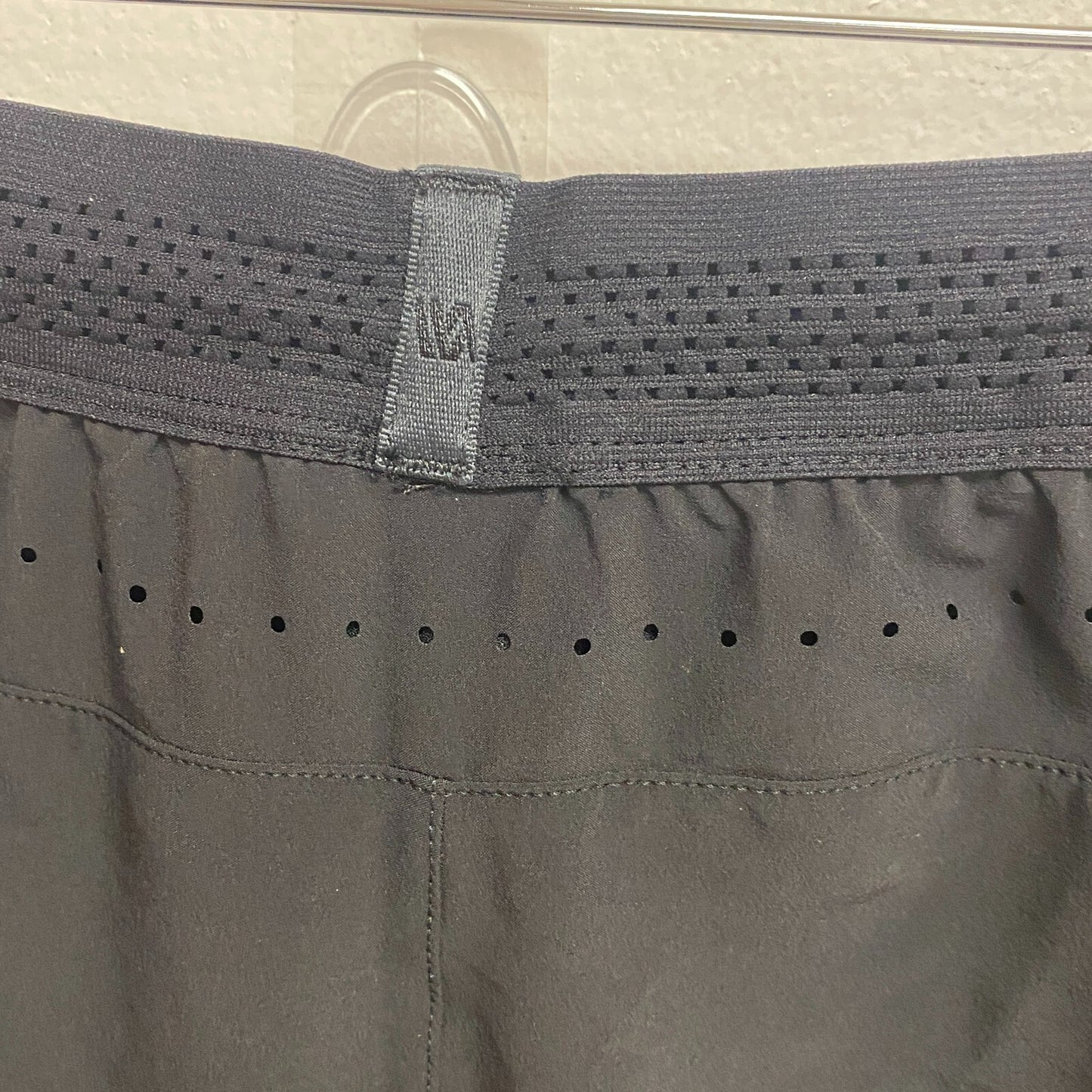 VRST Mens Enthusiast 5" Run Short Pure Black Summer Stylish Trendy MAX200443