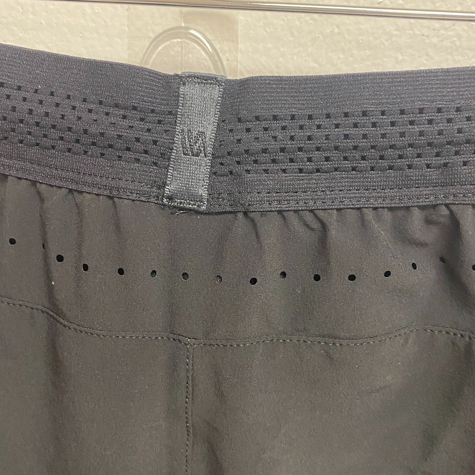 VRST Mens Enthusiast 5" Run Short Pure Black Summer Stylish Trendy MAX200443