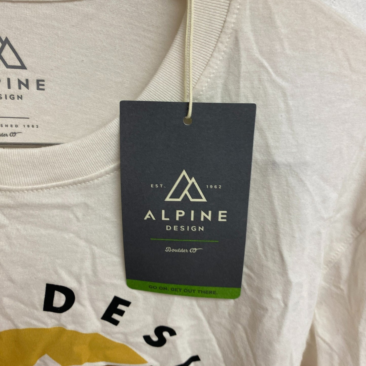 Alpine Design Men's AD M LS Graphic Tee SD AD Logo/Soft White ADM23200SD