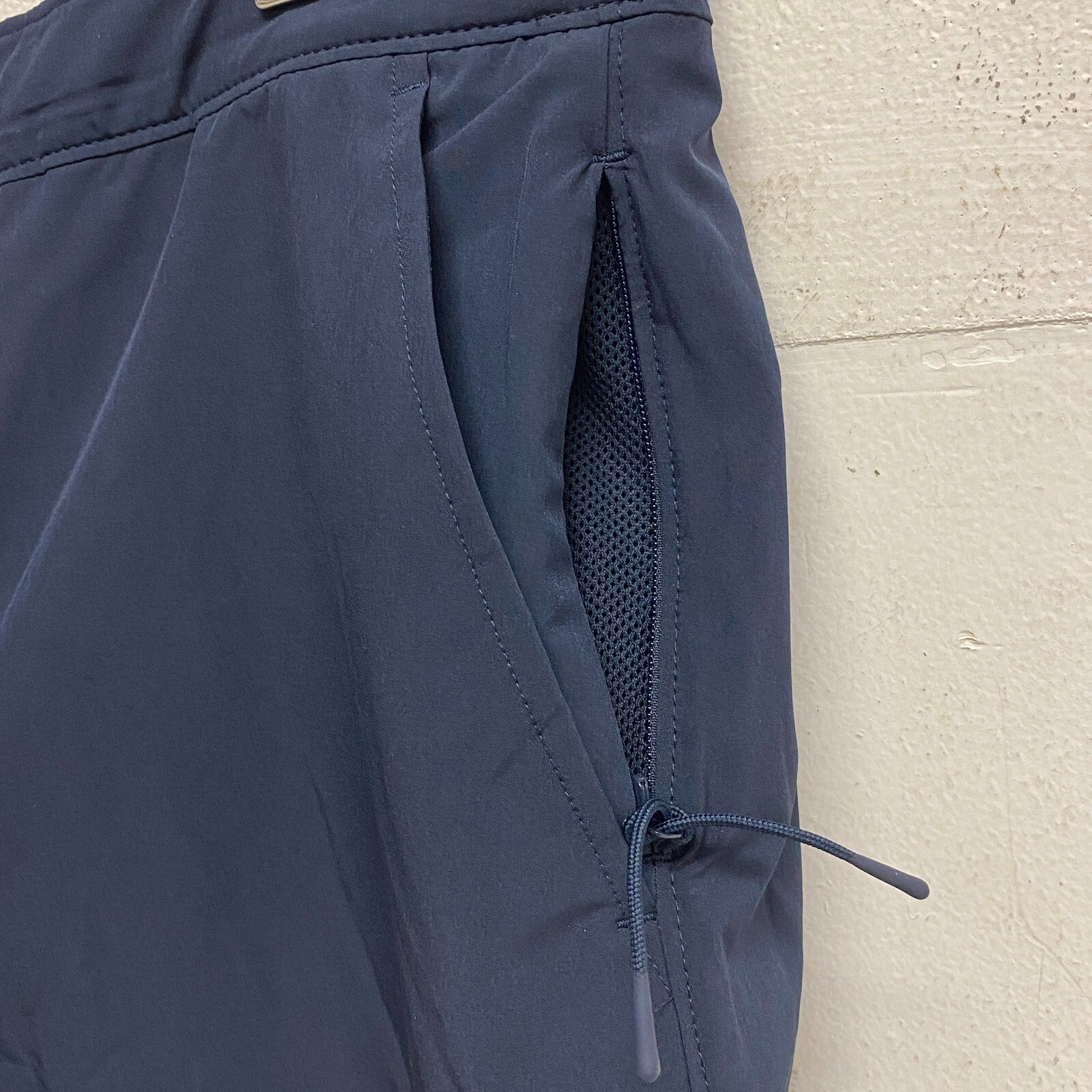 VRST Menâs 5" Resort Short Dark Ardosia Slate MAX2004645 Trendy Summer Running