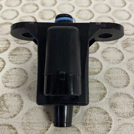 Carquest CPC1125 Vapor Canister Purge Solenoid Valve OE Replacement Emissions