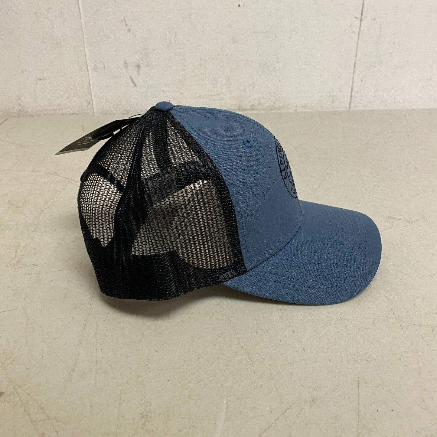 Alpine Design Men's AD M Patch Trucker Light Blue ADMA3001