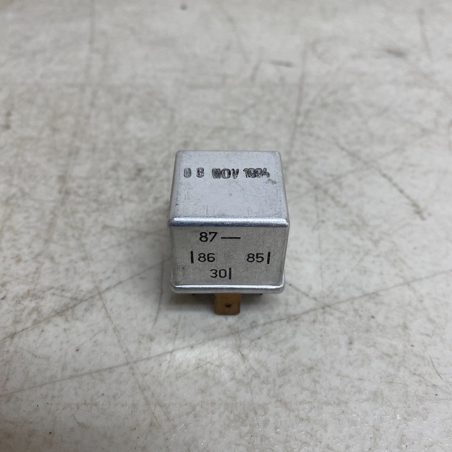 Standard RY147 Relay A/C Compressor Multi-Purpose 1975-1984 Volkswagen Beetle