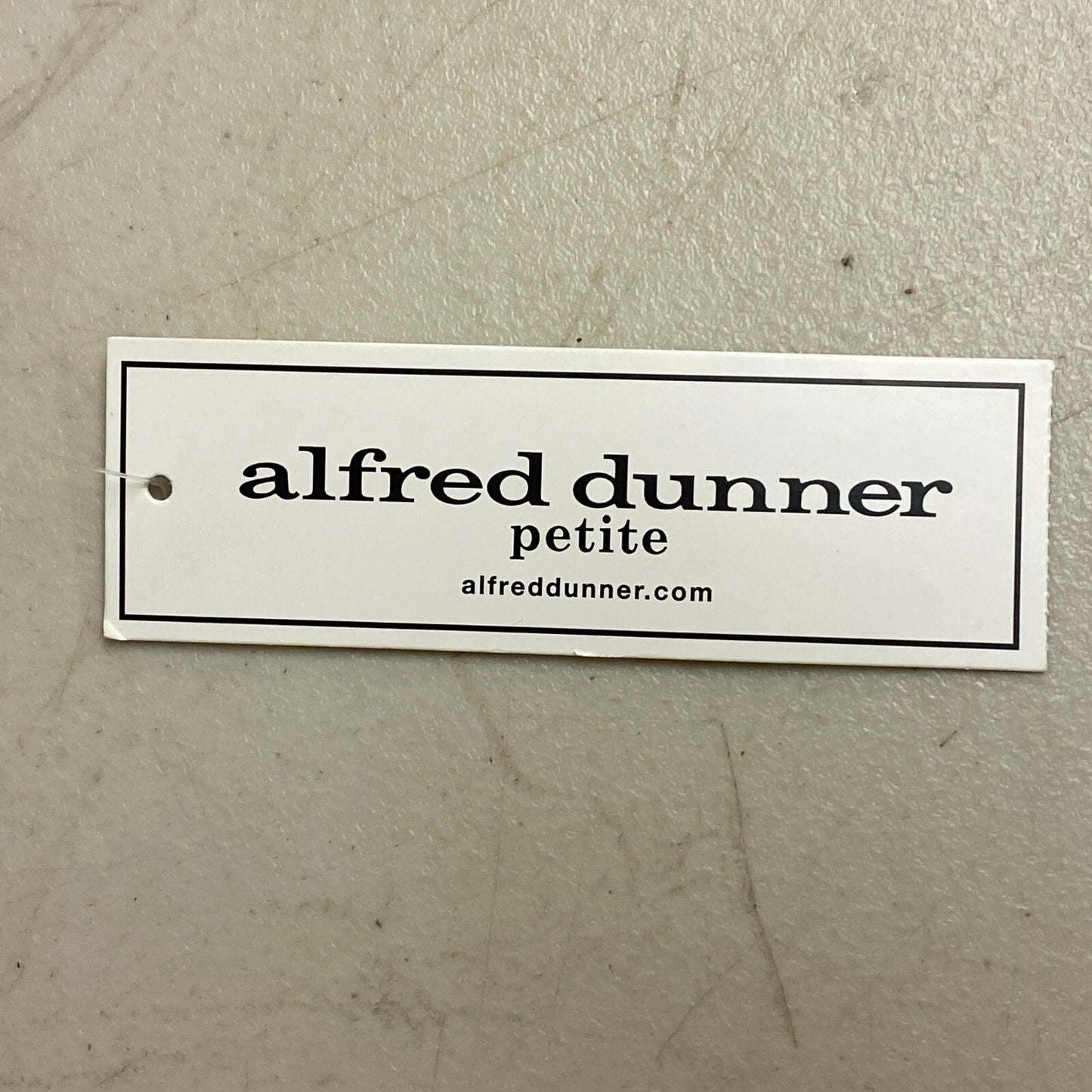 ALFERD DUNNER CLASSIC WHITE SIZE 8P 01708 CX