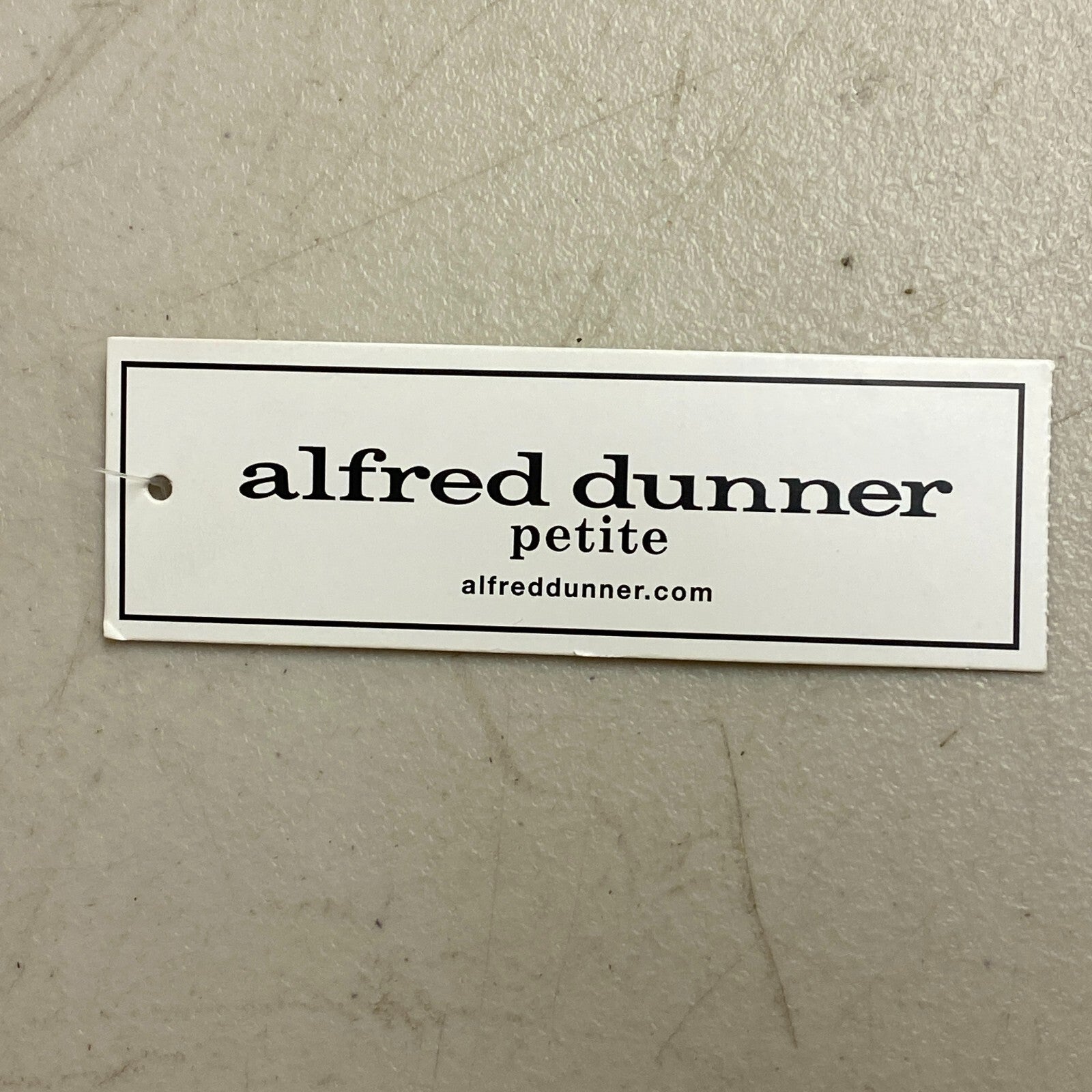 ALFERD DUNNER CLASSIC WHITE SIZE 8P 01708 CX