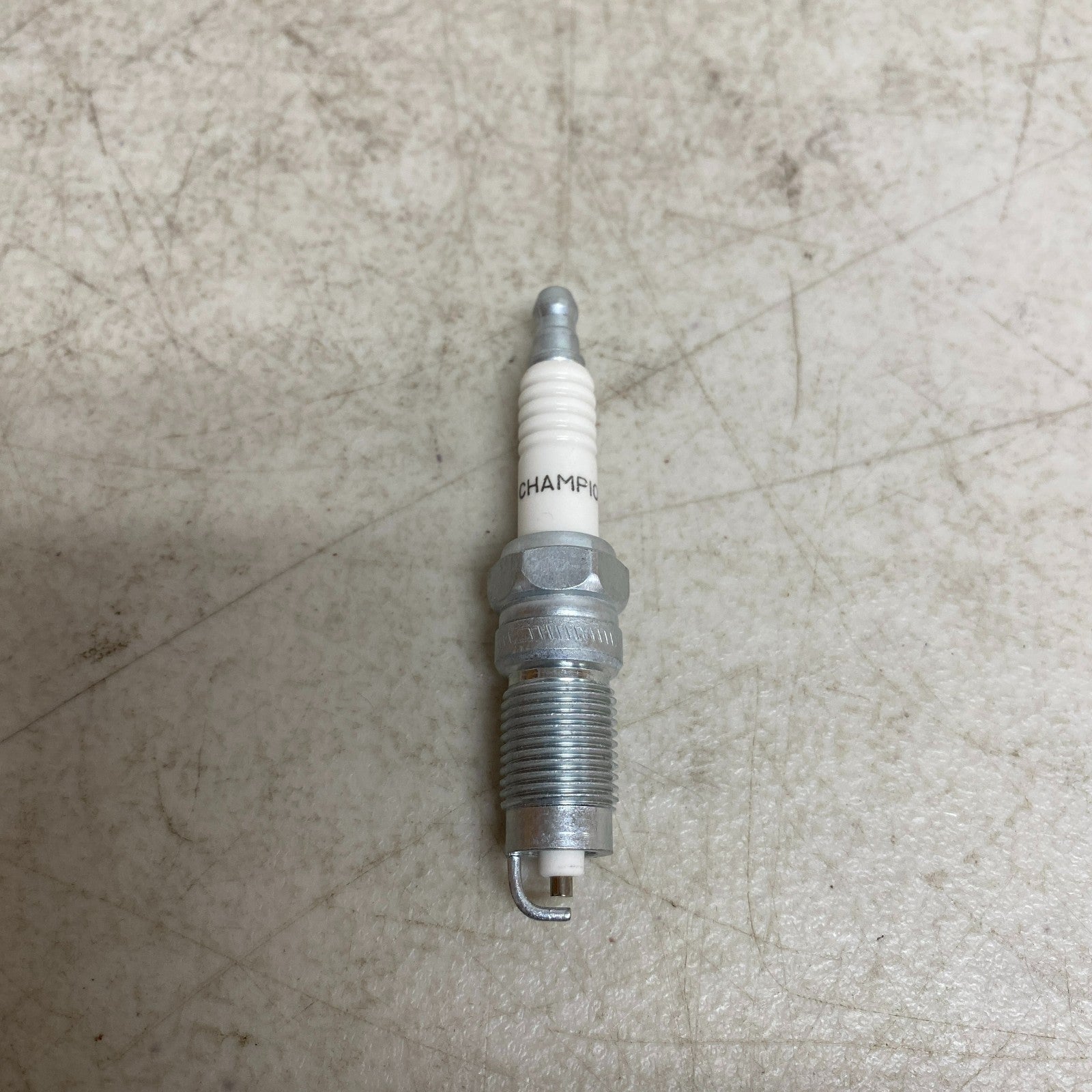 CHAMPION RS14LC 407 Copper Plus Spark Plug 1997-2003  Ford Ranger