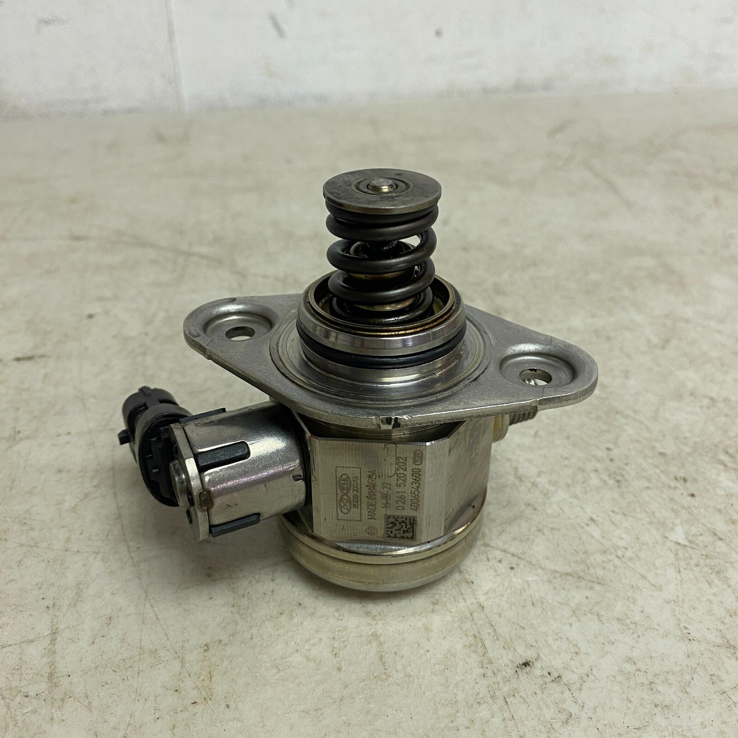 Hyundai/Kia High Pressure Fuel Pump 0 261 520 202  , #798-1CP