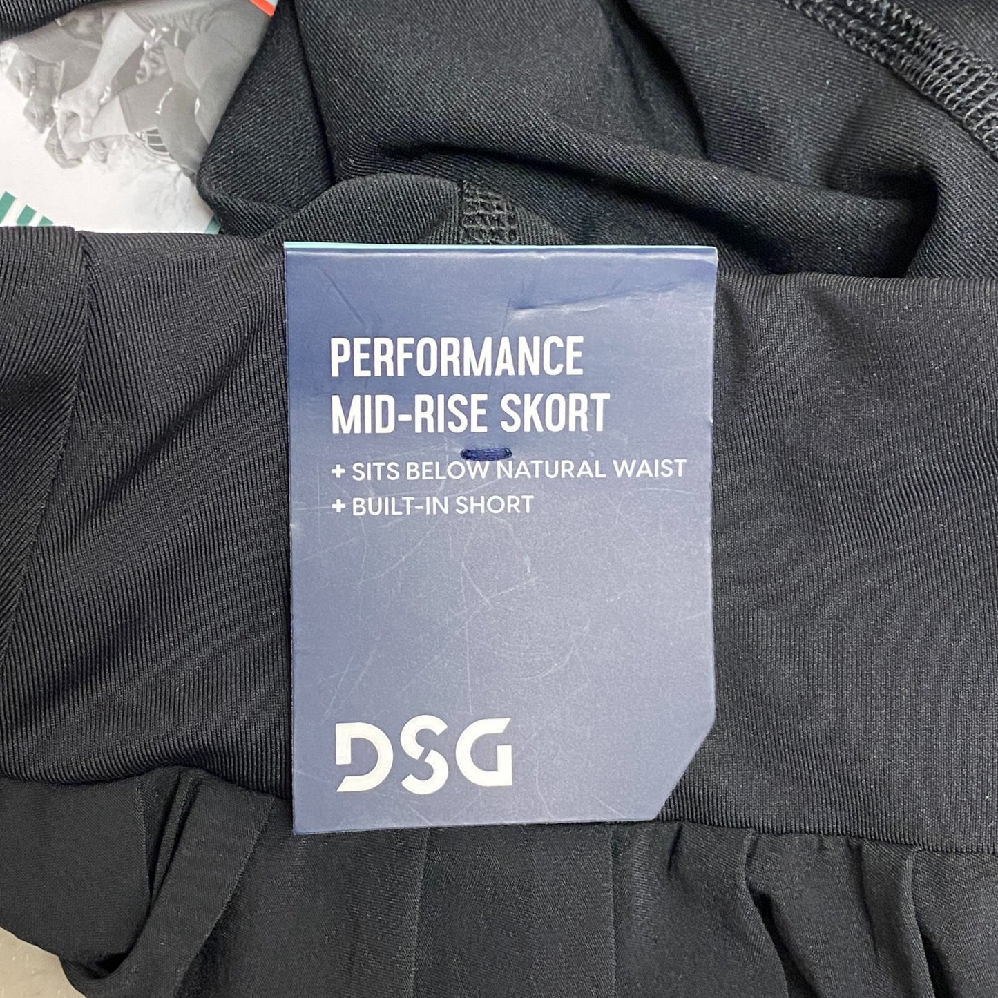 DSG Girls Performance Pleated Fashion MID-RISE Skort Pure Black DAG13110