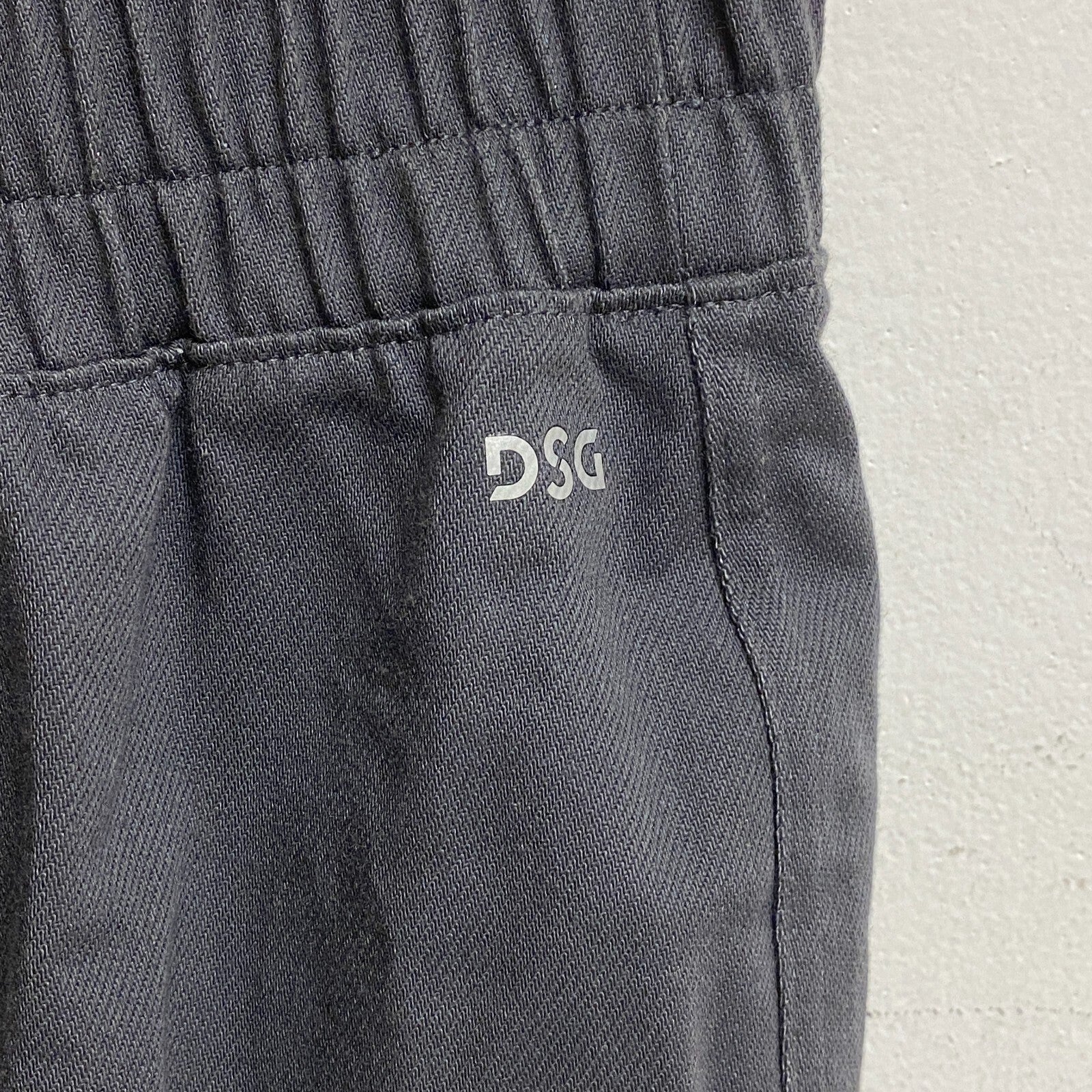 DSG Twitch + Allison  Women's Twill Jogger Carbon Grey BOSSW22309