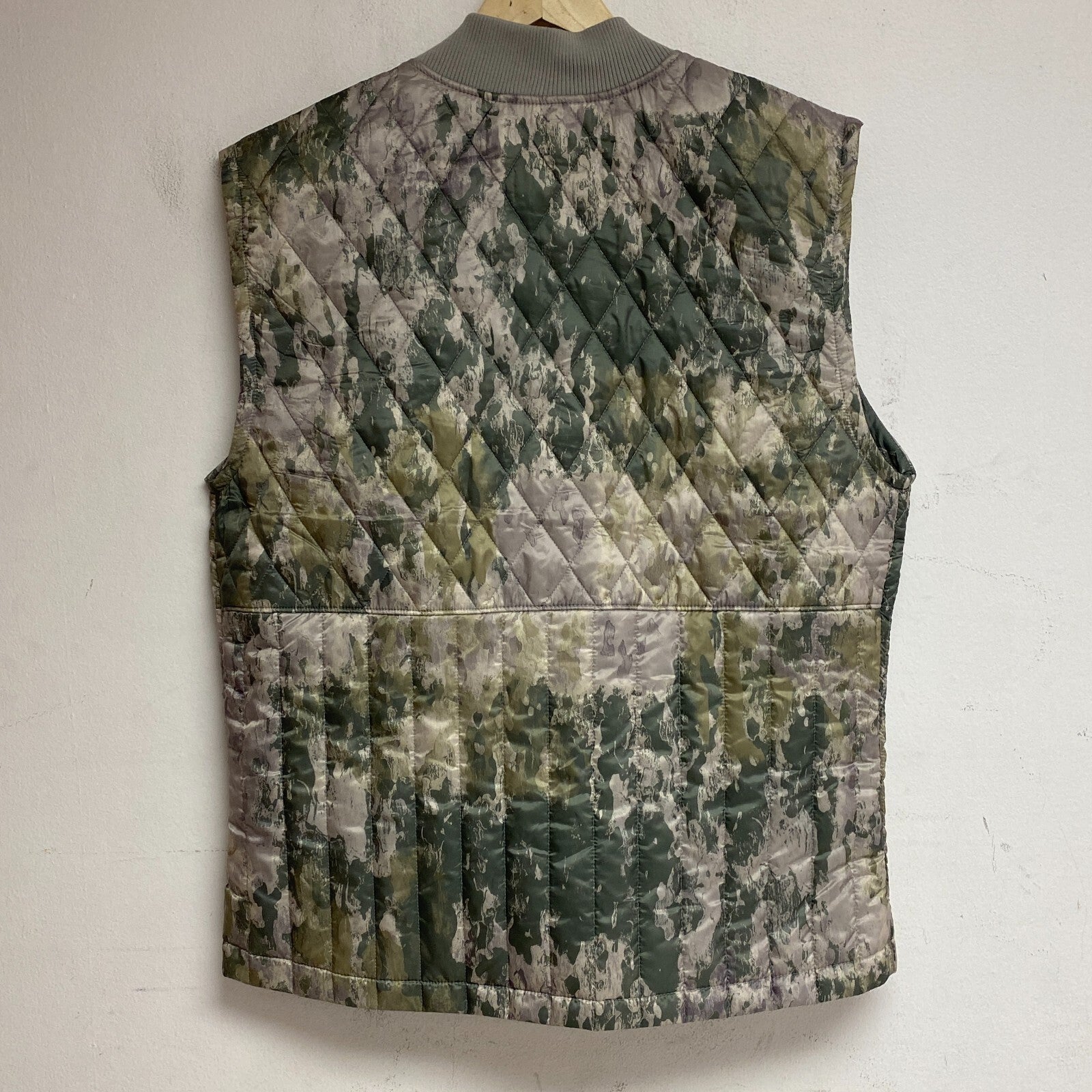 Alpine Design Mens Insulated Vest Print Sycamore Tree Moss ADM22493P BRAND NEW