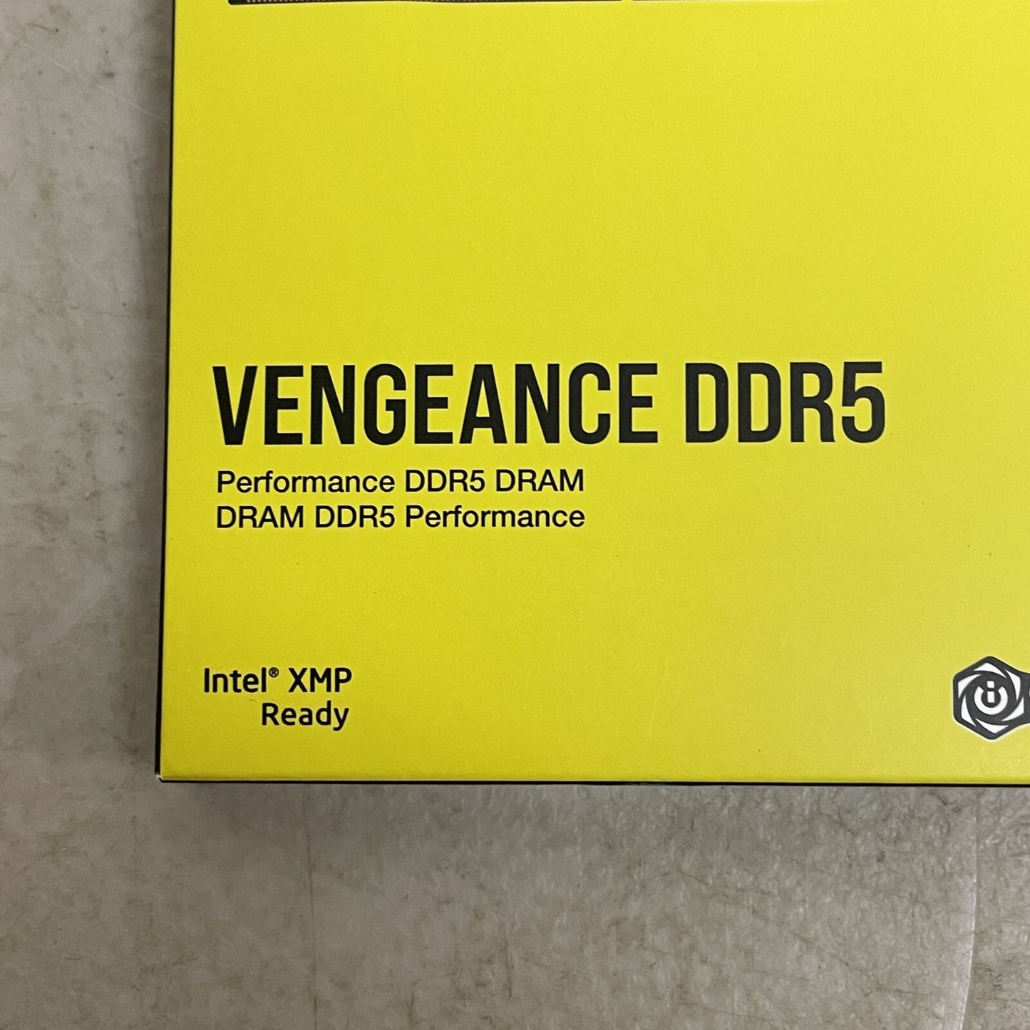 CORSAIR Vengeance 32GB (2 x 16GB) 288-Pin PC RAM DDR5 5200 (PC5 41600) Intel XMP