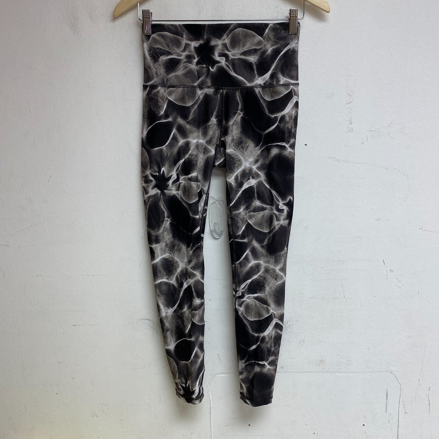 Calia Women's Core Essential 7/8 Floral Leggings Aquatic Gray WAX32236PRT New