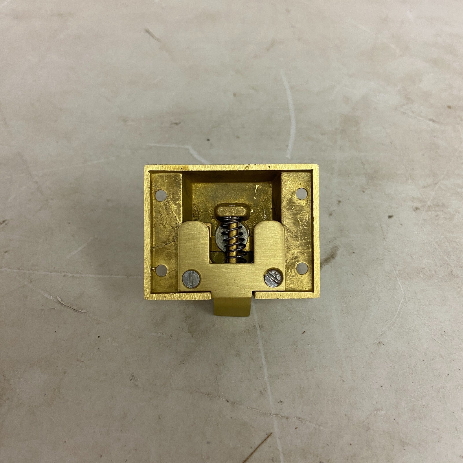 SIGNATURE HARDWARE PITKIN BRASS CABINET LATCHES WITH OVAL KNOB- SATIN BRASS