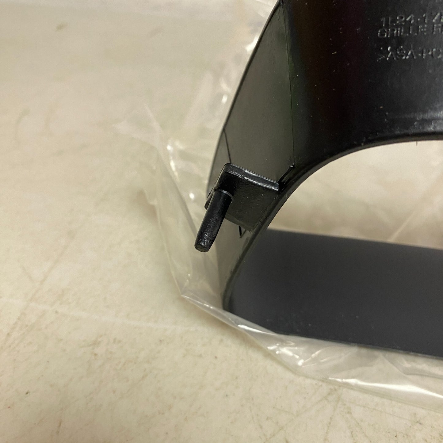 Ford Front Bumper Lower Grille 1L2Z-17K945-BAB