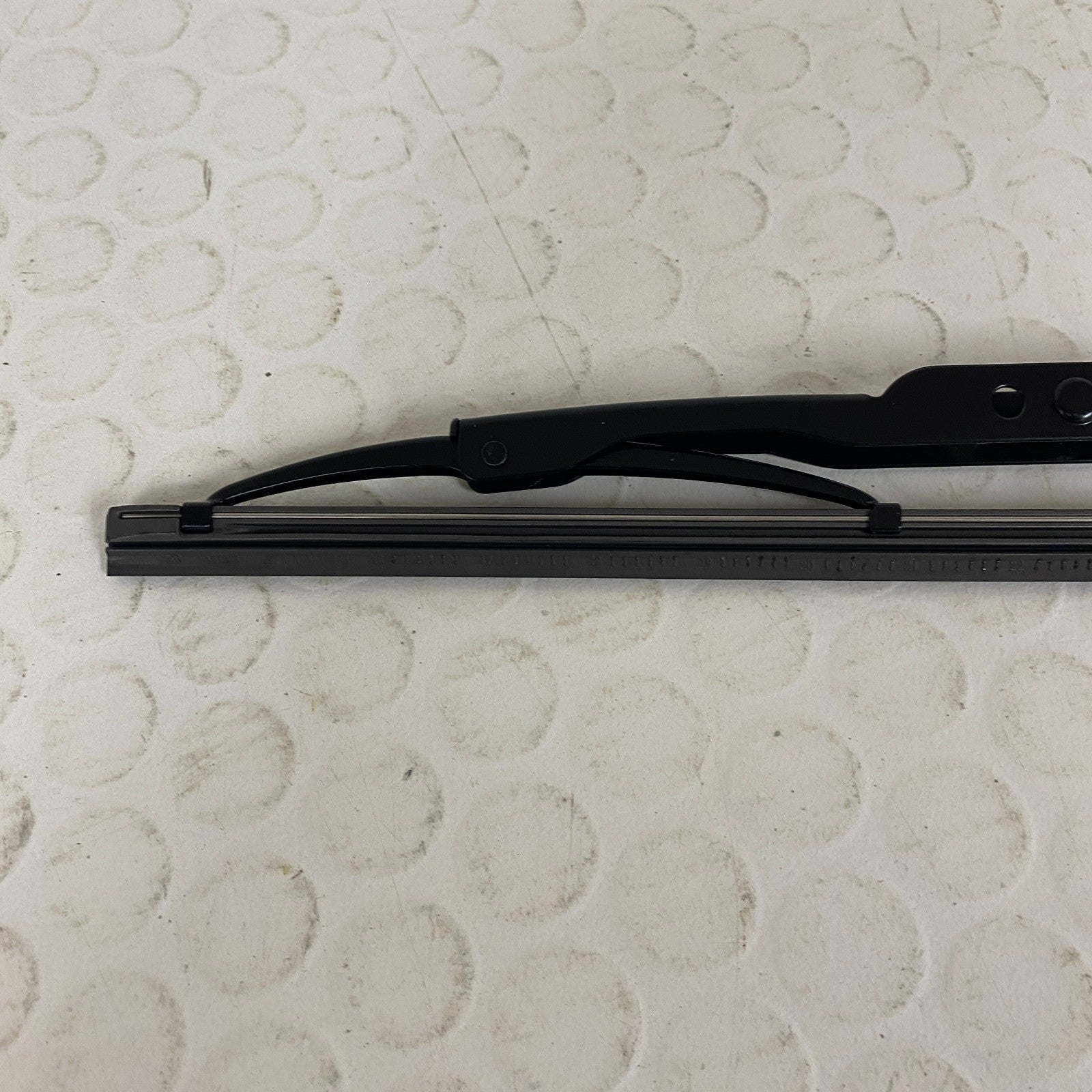 Bosch H308 OE Specialty Rear Wiper Blade 12 Inch Exact Fit Easy Installation