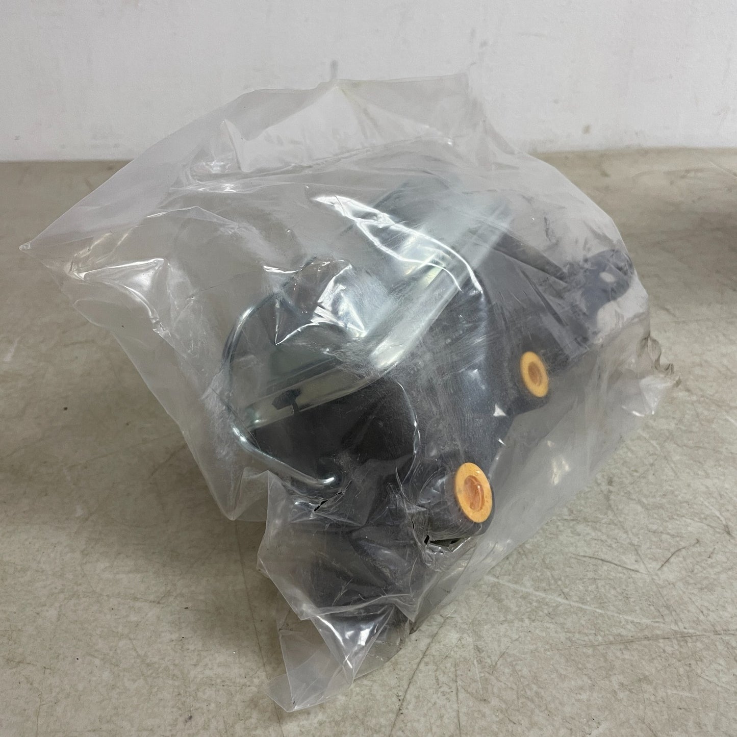 Crown 83300111 Brake Master Cylinder for Jeep CJ5 CJ7 CJ8 1978–1986 Power Disc