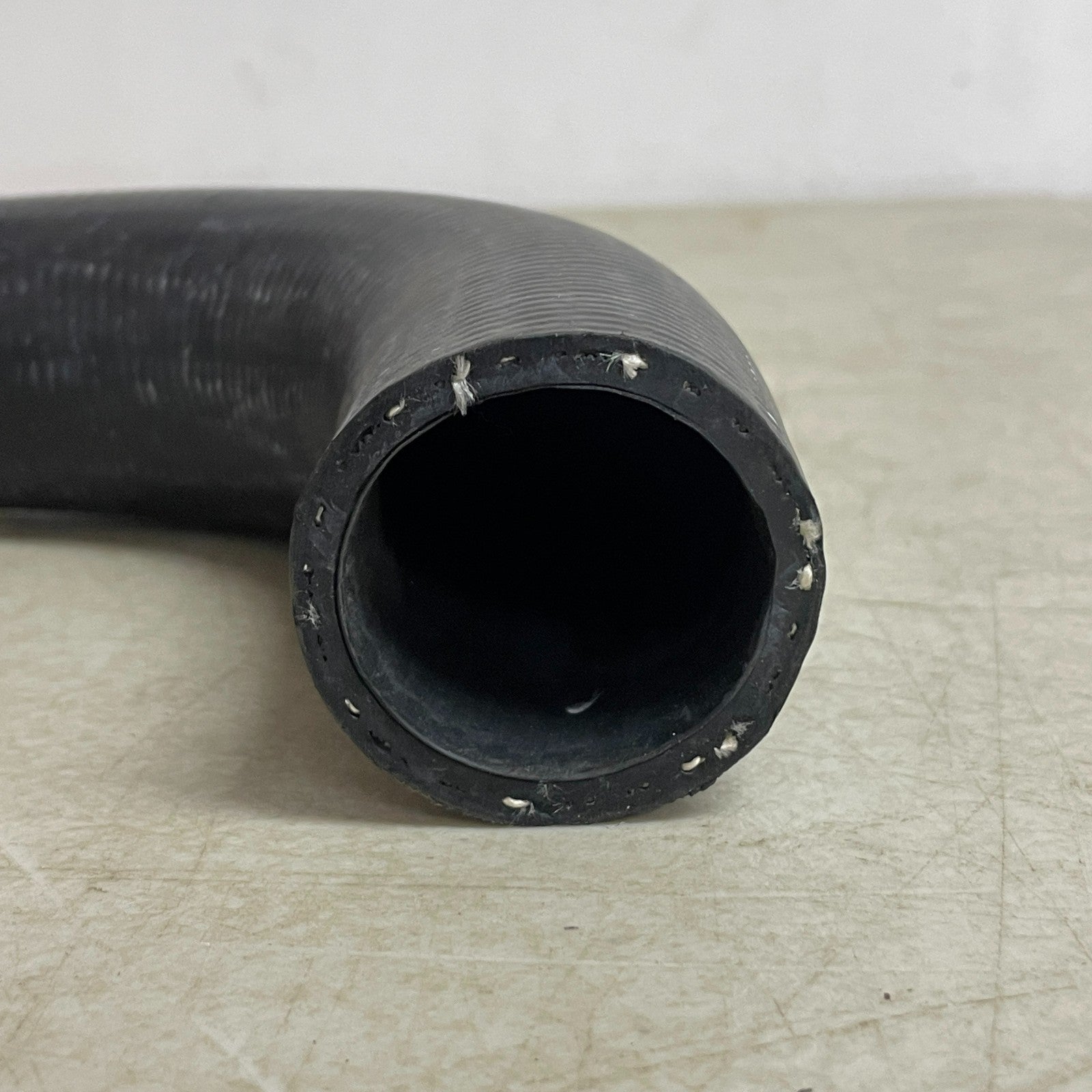 Gates 20065 Premium Molded Radiator Coolant Hose 1½" x 9.8"
