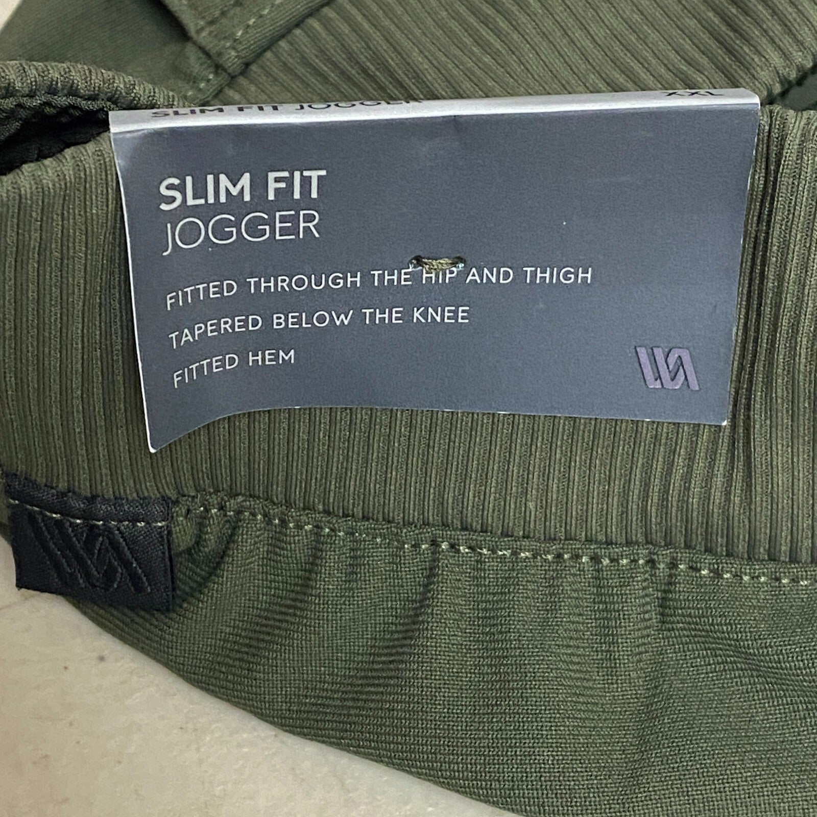 VRST Mens Commuter Slim Fit Jogger Forest Night Solid Stylis Trendy MAX200431