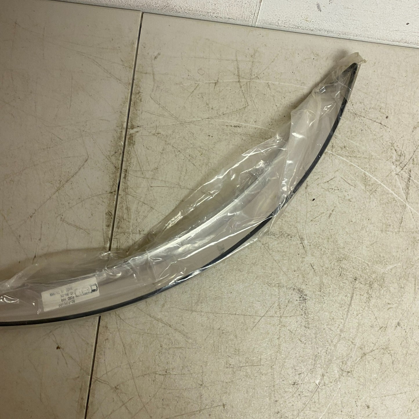 Ford Trim Piece 02-Ford500 4D 04-ON . #1190-1CP