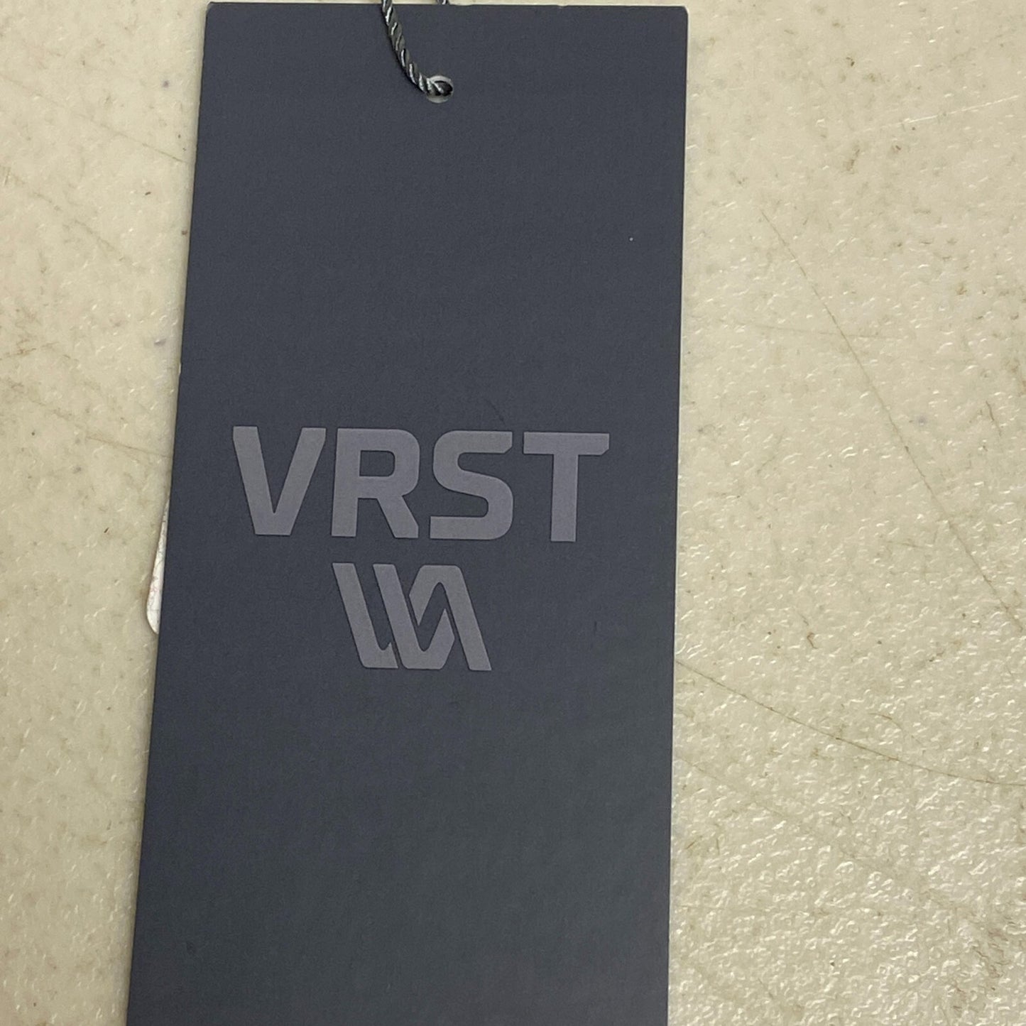 VRST Menâs 5" Resort Short Dark Ardosia Slate MAX2004645 Trendy Summer Running