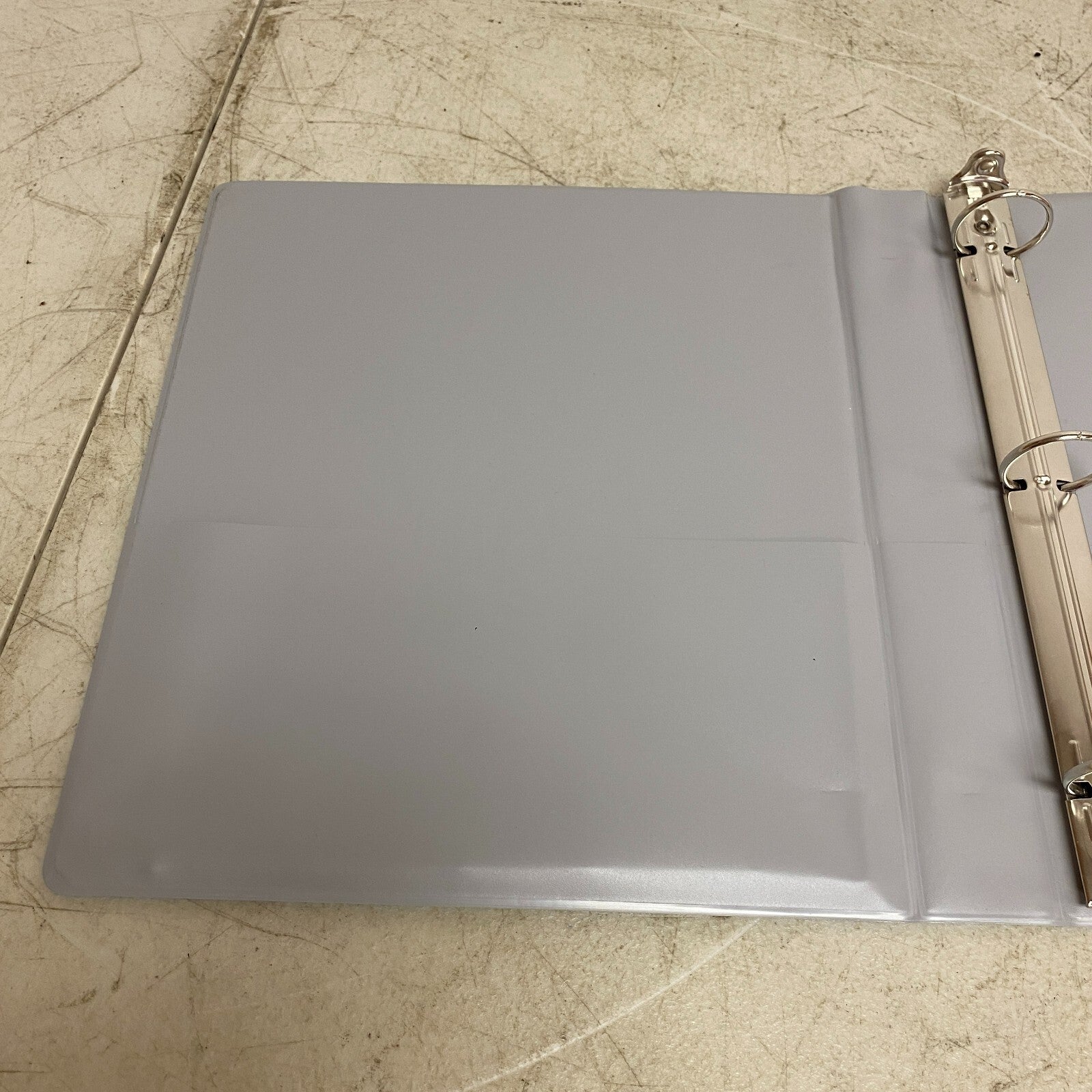 Federal Insurance 1 1/4" Round Ring Binder , #1196-1CP