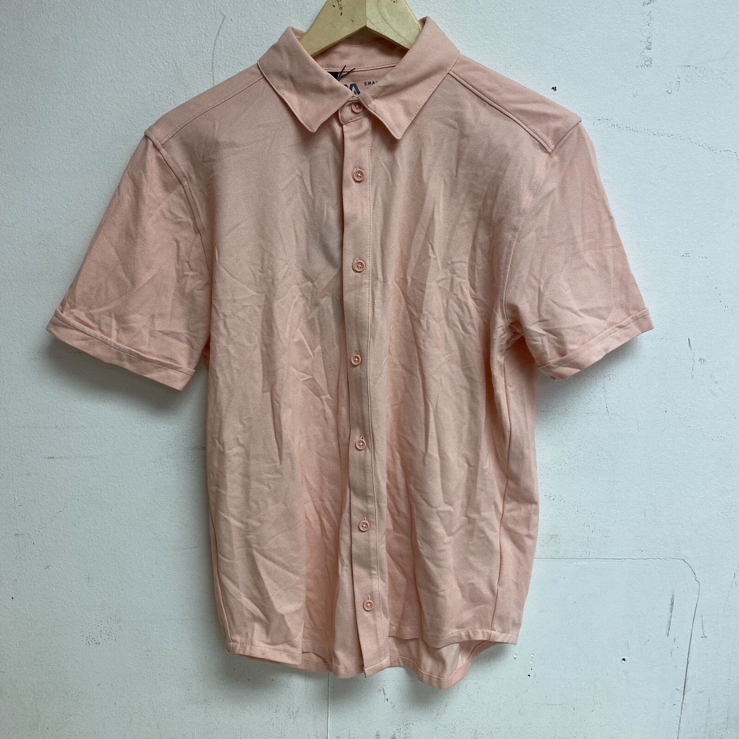VRST Men Short Sleeve Button Down Collared Neck Shirt Pink Crepe MAX200333 New!