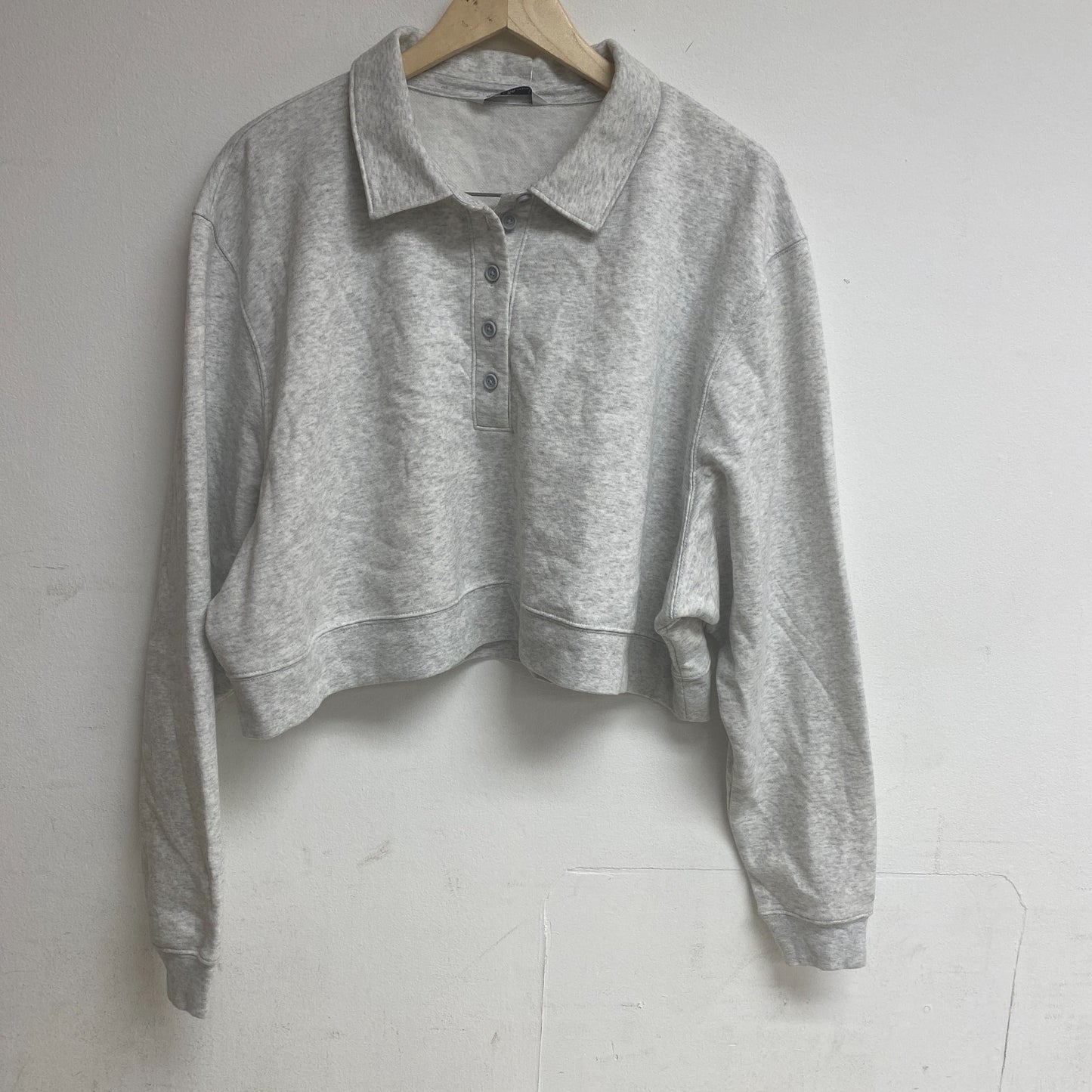 DSG Womenâs Favorite Fleece Henley Sweater Light Heather Grey BOSSW13400H