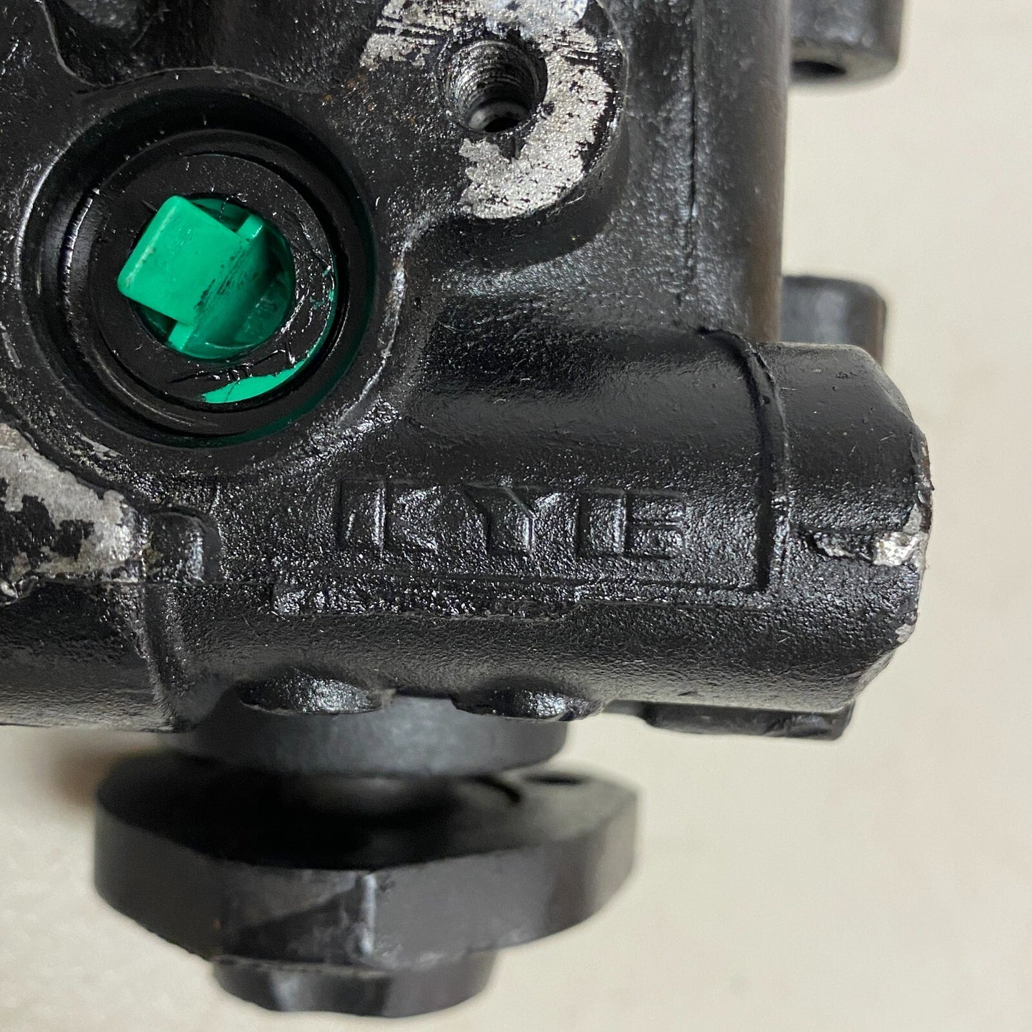 MasterPro Power Steering Pump Vision OE 990-1302 Reman