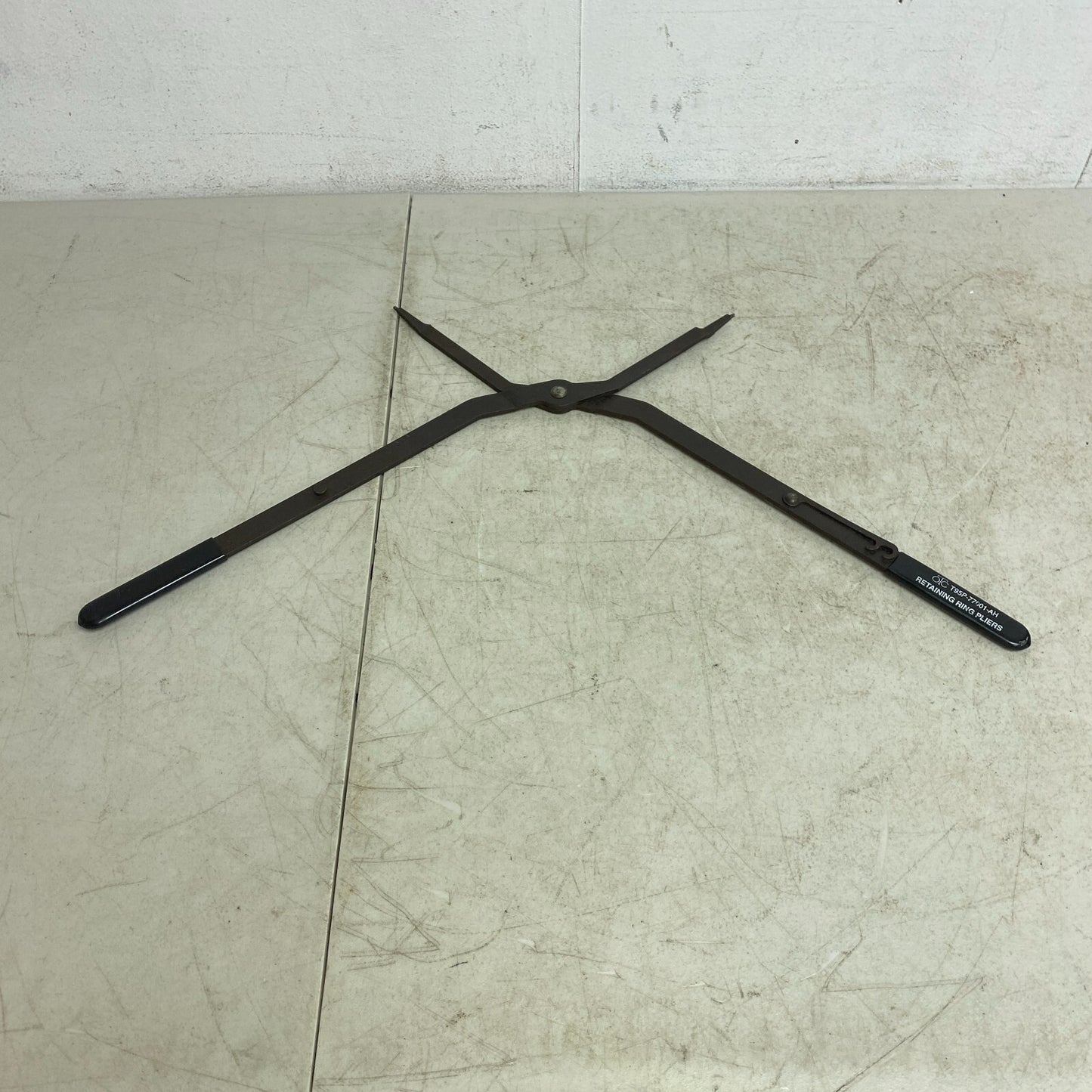 Rotunda for Ford Transmission Retaining Ring Pliers T95P-77001-AH , #833-1CP