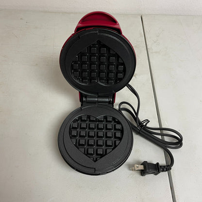 Dash Mini Heart Waffle Maker Red Aluminum 4″