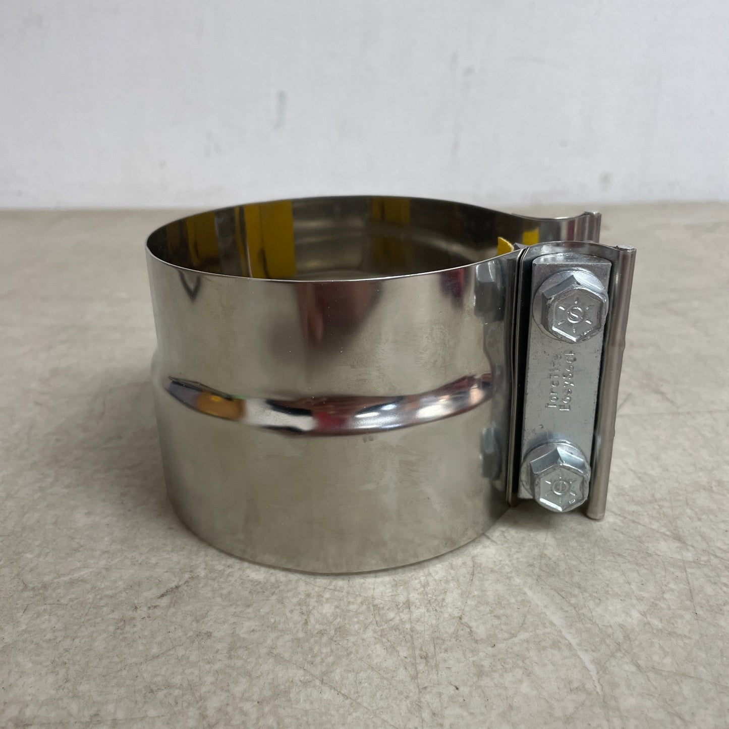 Alliance ABP N35 40PLSG 4″ Pre-Formed Stainless Steel Exhaust Clamp