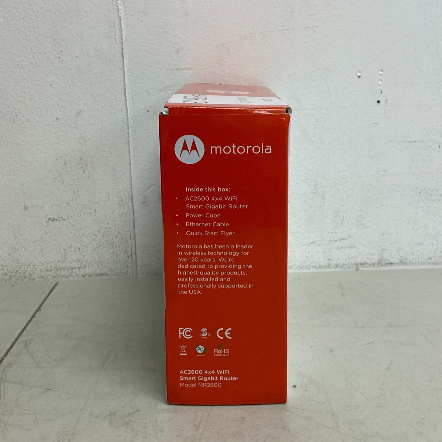 MOTOROLA AC2600 4x4 WiFi Smart Gigabit Router with Extended Range, Model MR2600