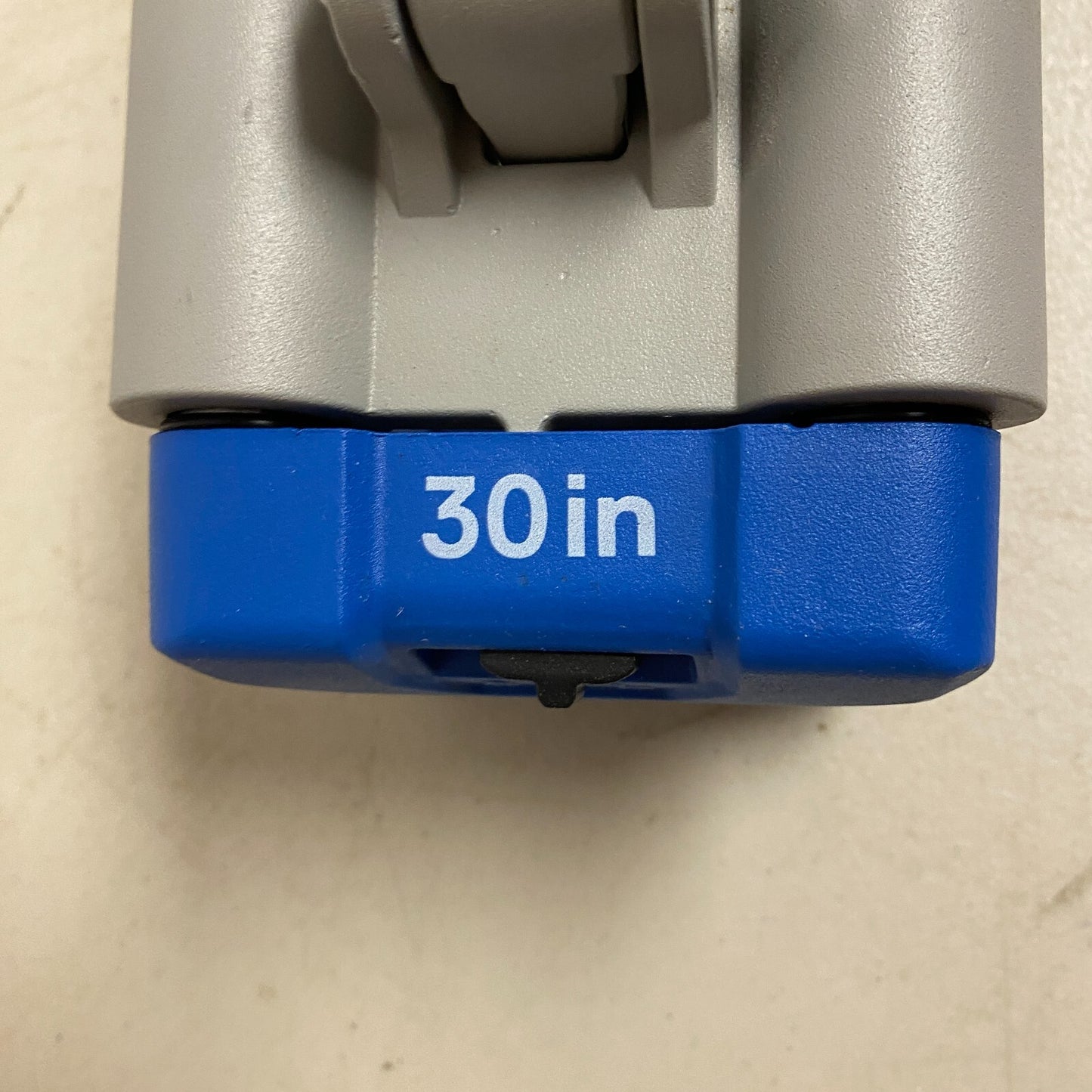 Kobalt 30 inch Tile Cutter 7/8 Cutting Wheel Up to 1/2 inch Thickness