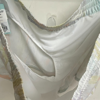 DSG Mid Rise Stride Run Shorts Size Womans XL Torn Camo Multi BRAND NEW